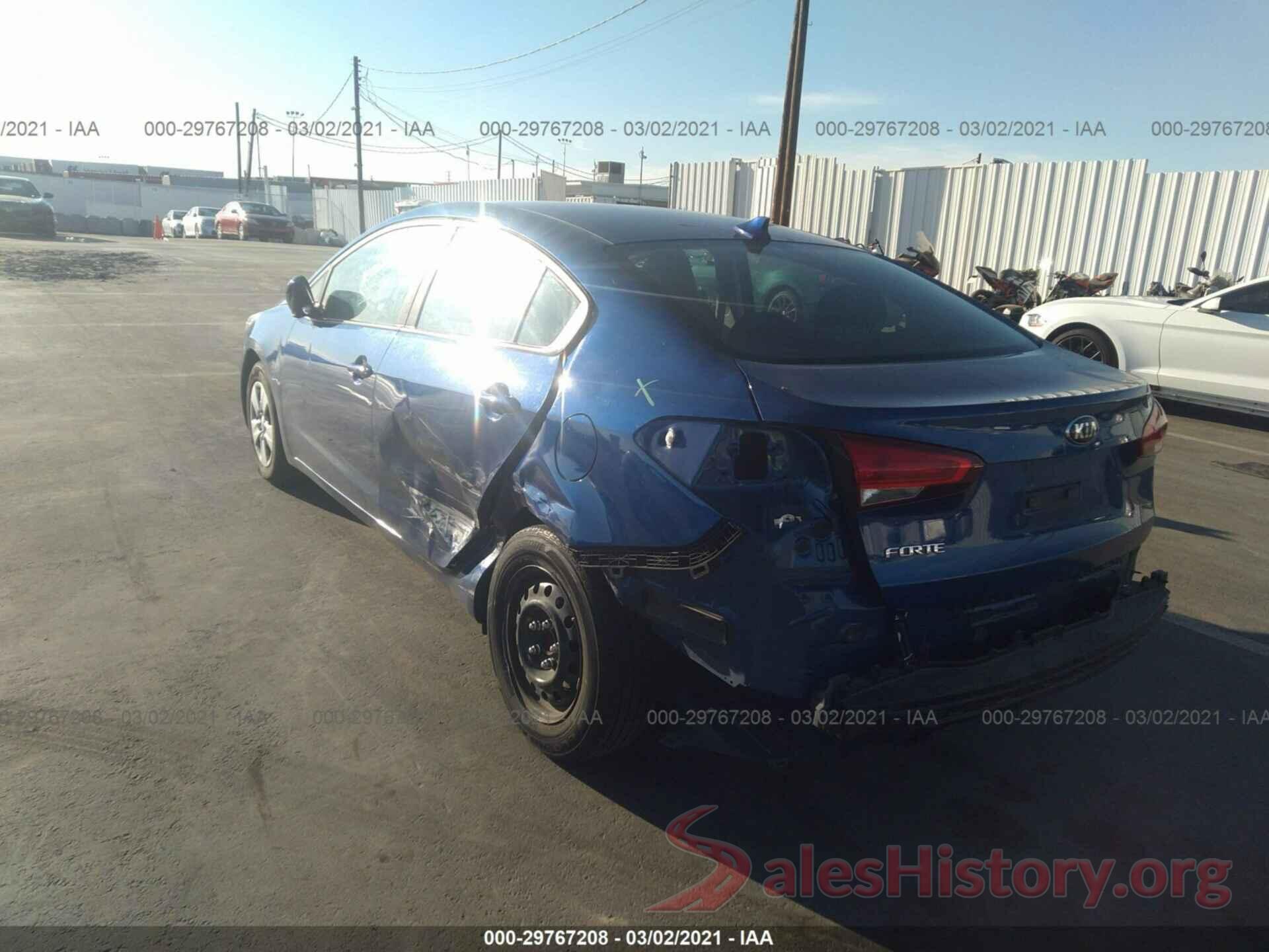 3KPFK4A70HE079289 2017 KIA FORTE