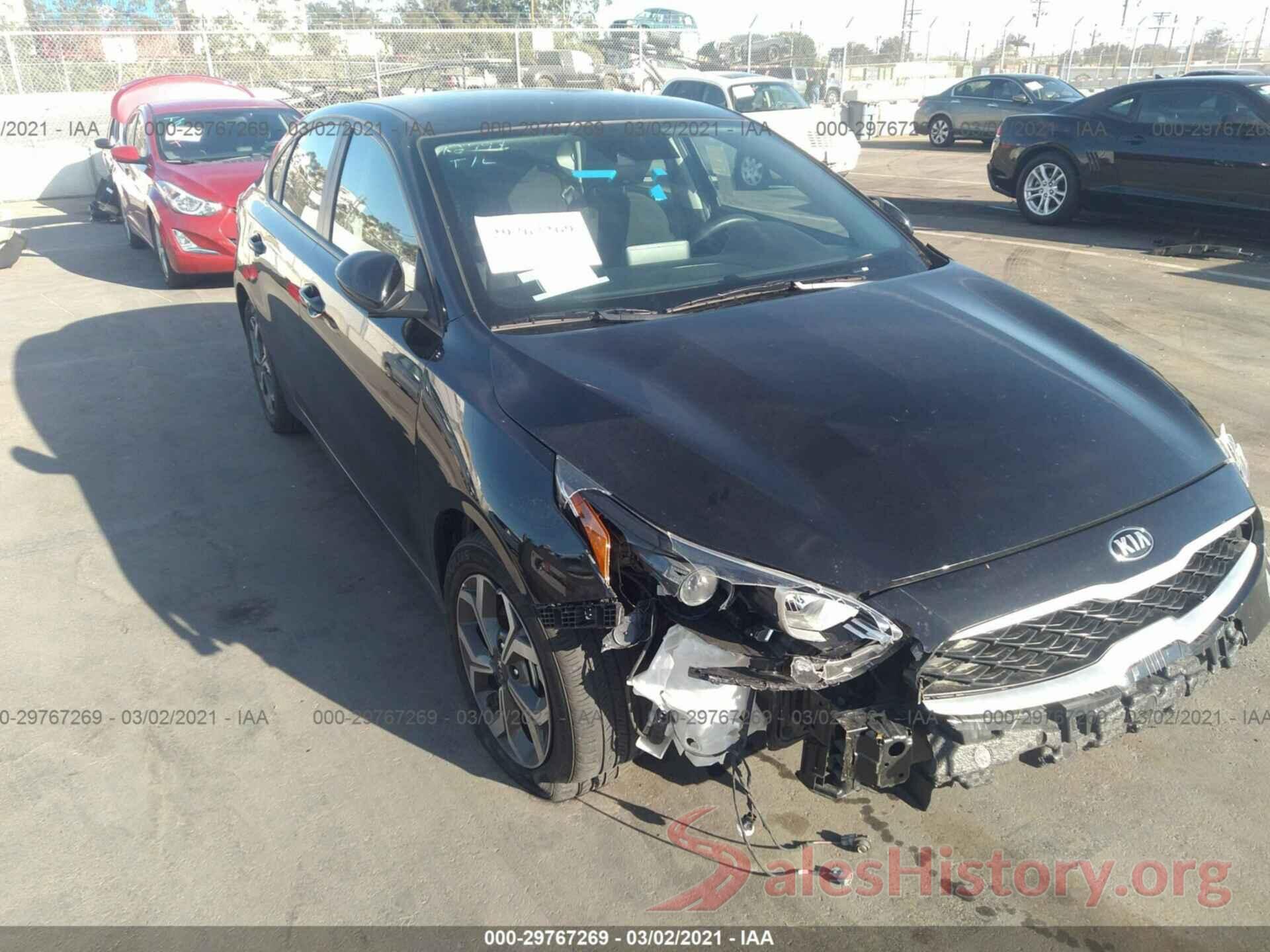 3KPF24AD9KE137526 2019 KIA FORTE