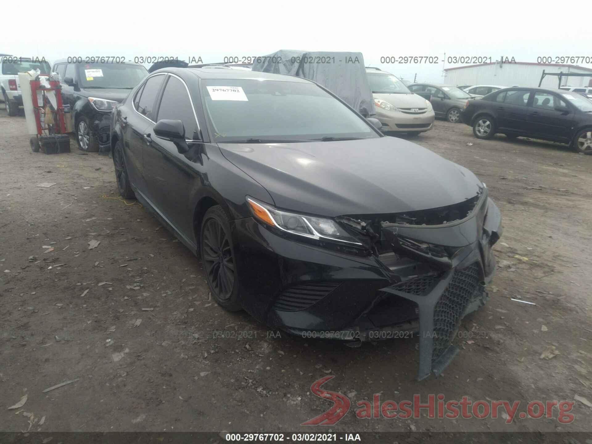 4T1B11HK5JU026519 2018 TOYOTA CAMRY