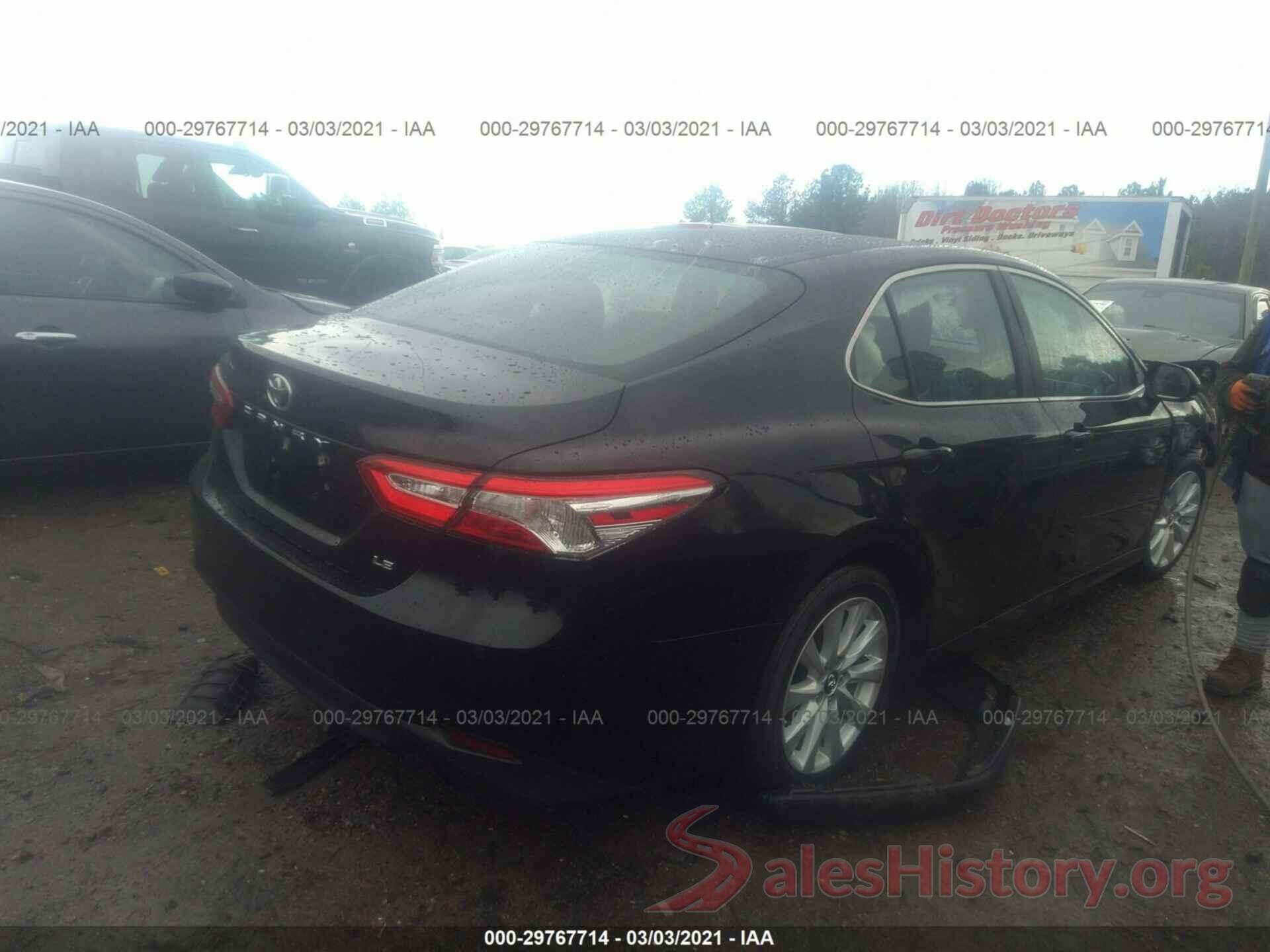 4T1B11HK0JU120842 2018 TOYOTA CAMRY