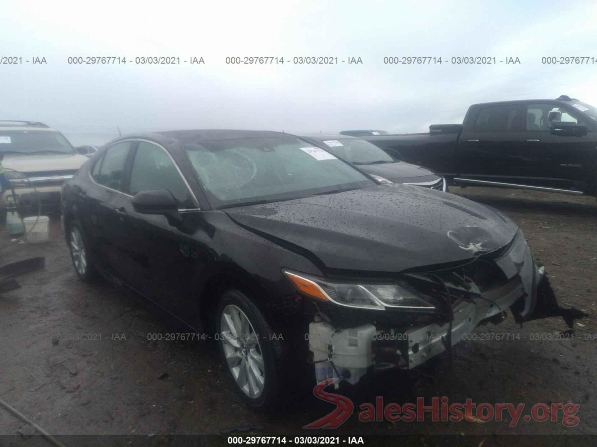 4T1B11HK0JU120842 2018 TOYOTA CAMRY