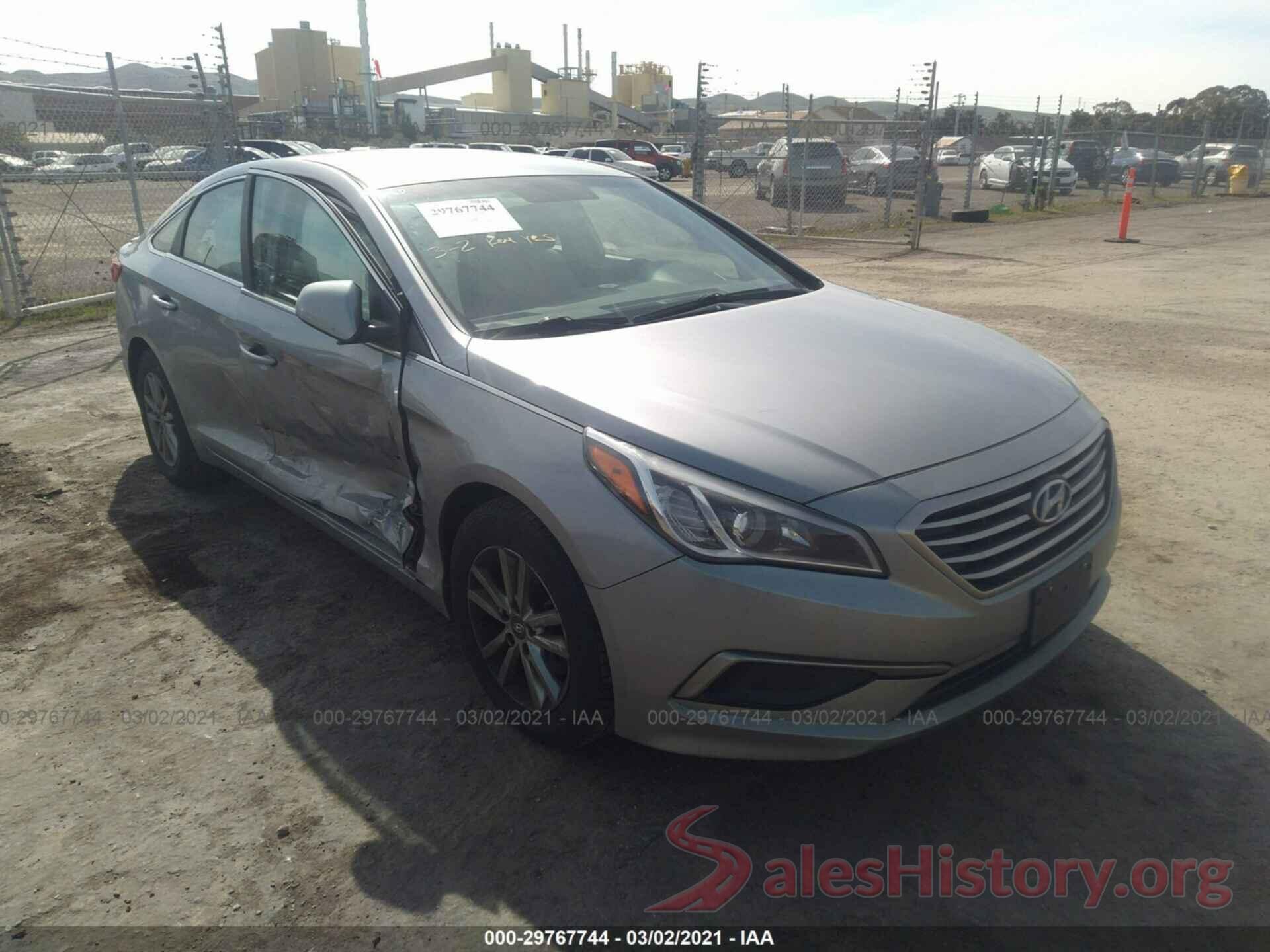 5NPE24AFXGH267489 2016 HYUNDAI SONATA