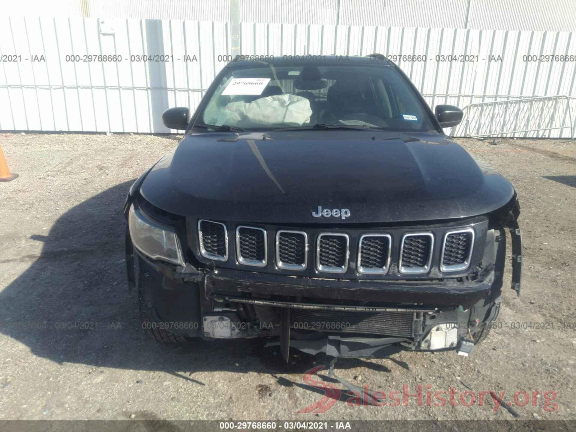 3C4NJCBB4JT308733 2018 JEEP COMPASS