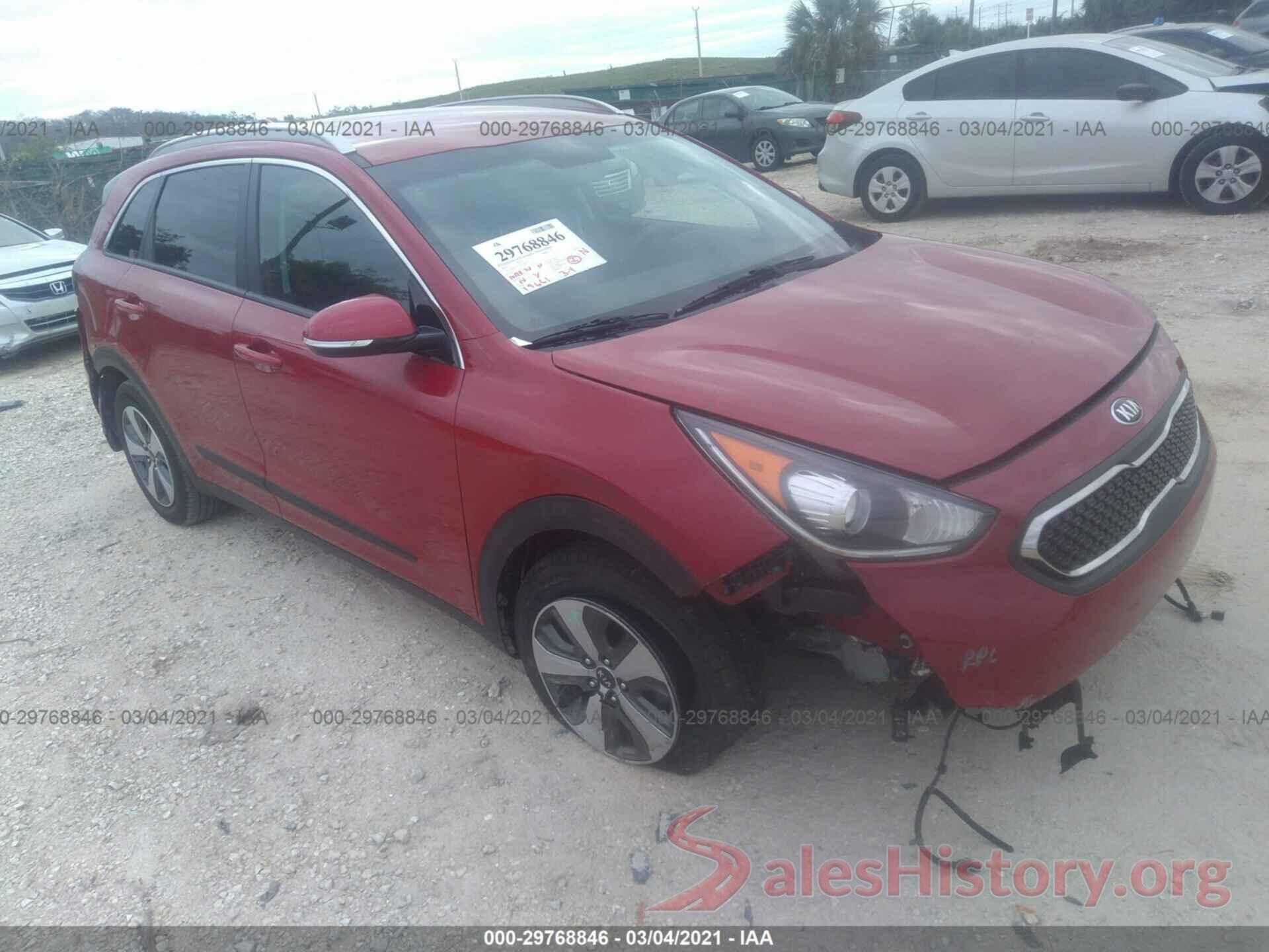 KNDCC3LC9J5108455 2018 KIA NIRO