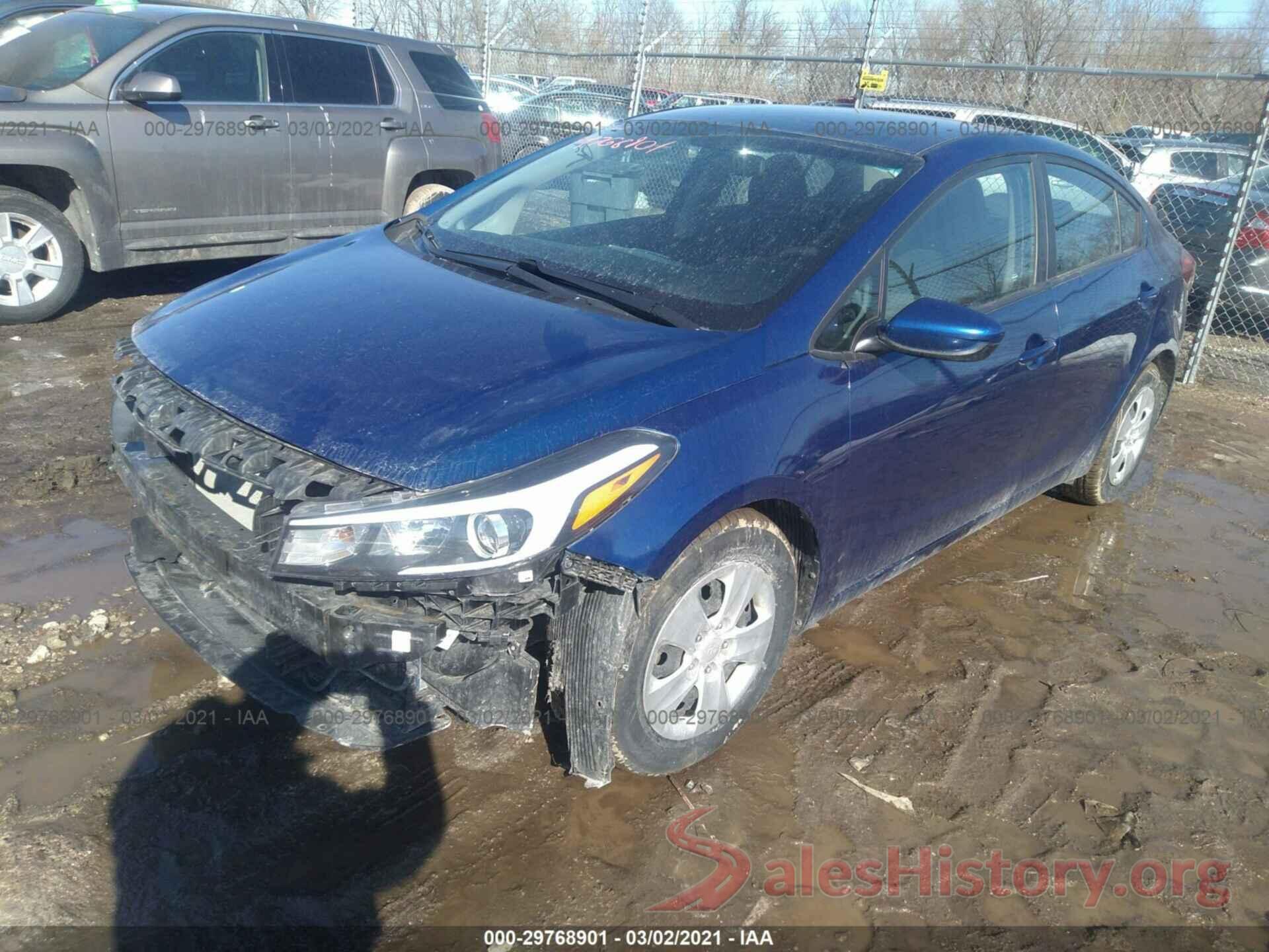 3KPFL4A78HE153524 2017 KIA FORTE