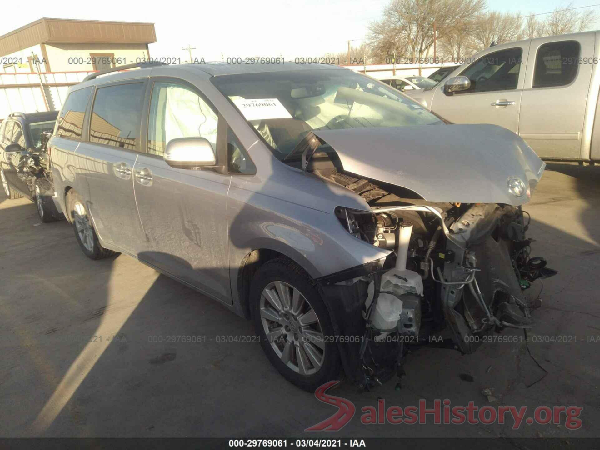 5TDYZ3DC1HS777309 2017 TOYOTA SIENNA