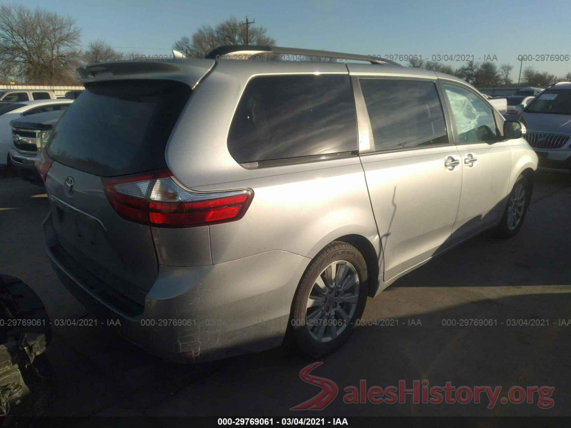 5TDYZ3DC1HS777309 2017 TOYOTA SIENNA