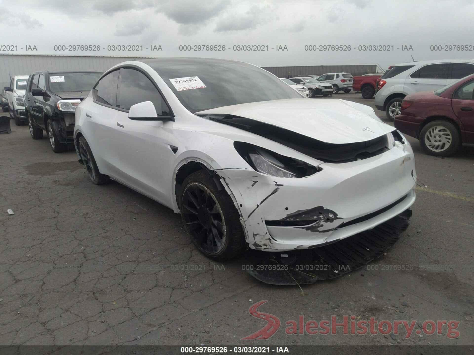 5YJYGDEE9MF075815 2021 TESLA MODEL Y