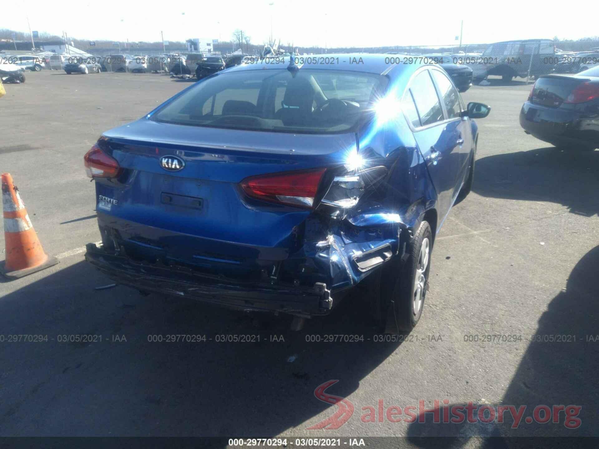 3KPFK4A7XJE233948 2018 KIA FORTE