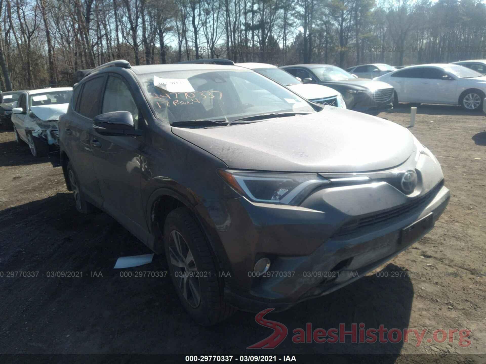 JTMRFREVXHD211337 2017 TOYOTA RAV4