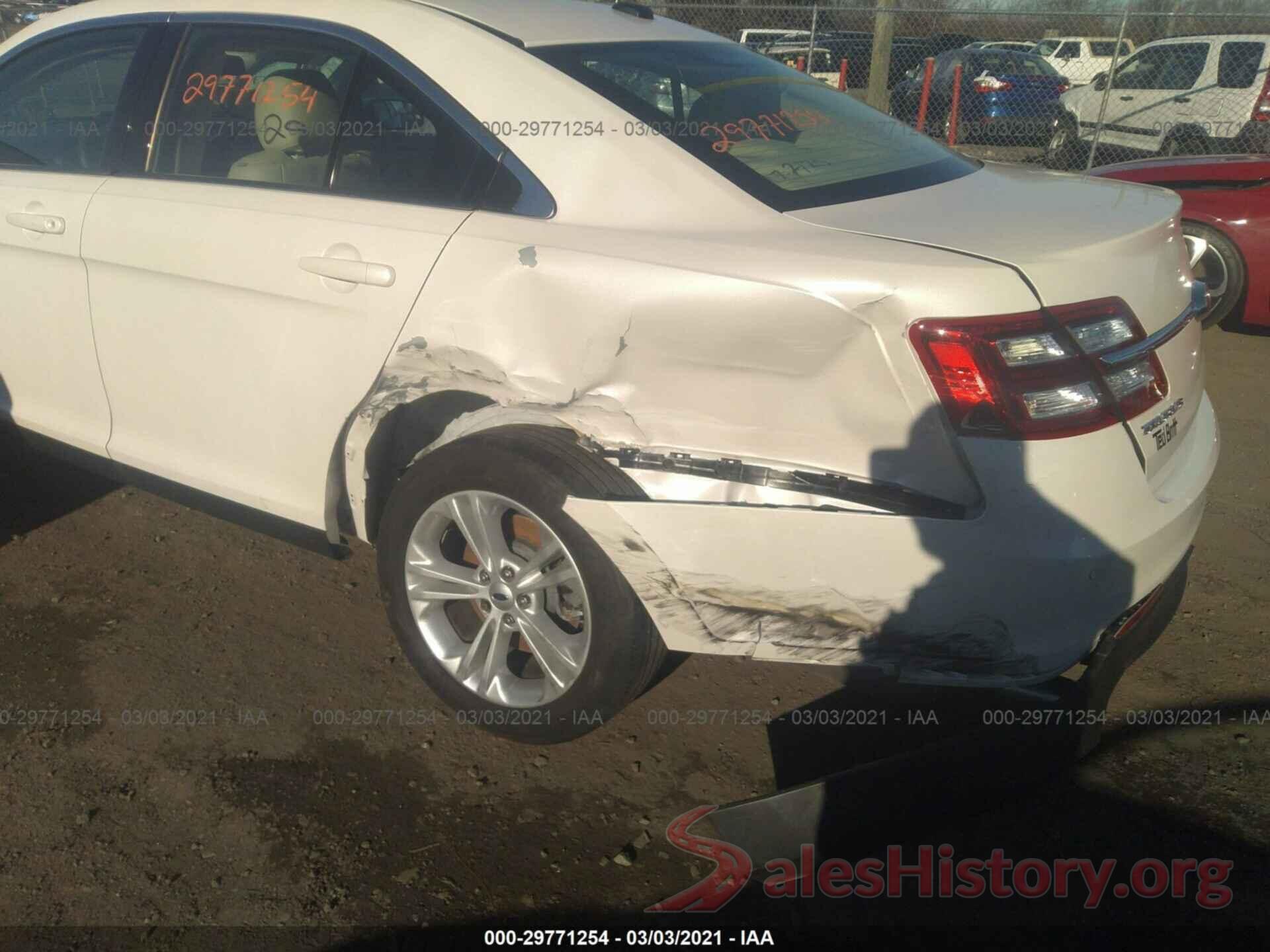 1FAHP2E85JG122957 2018 FORD TAURUS