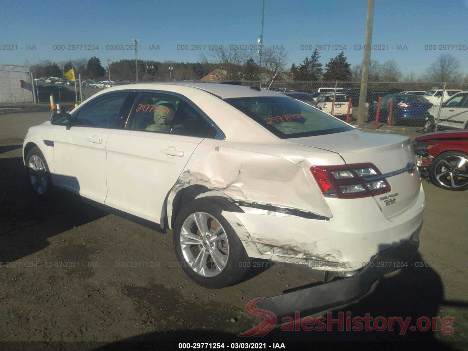 1FAHP2E85JG122957 2018 FORD TAURUS