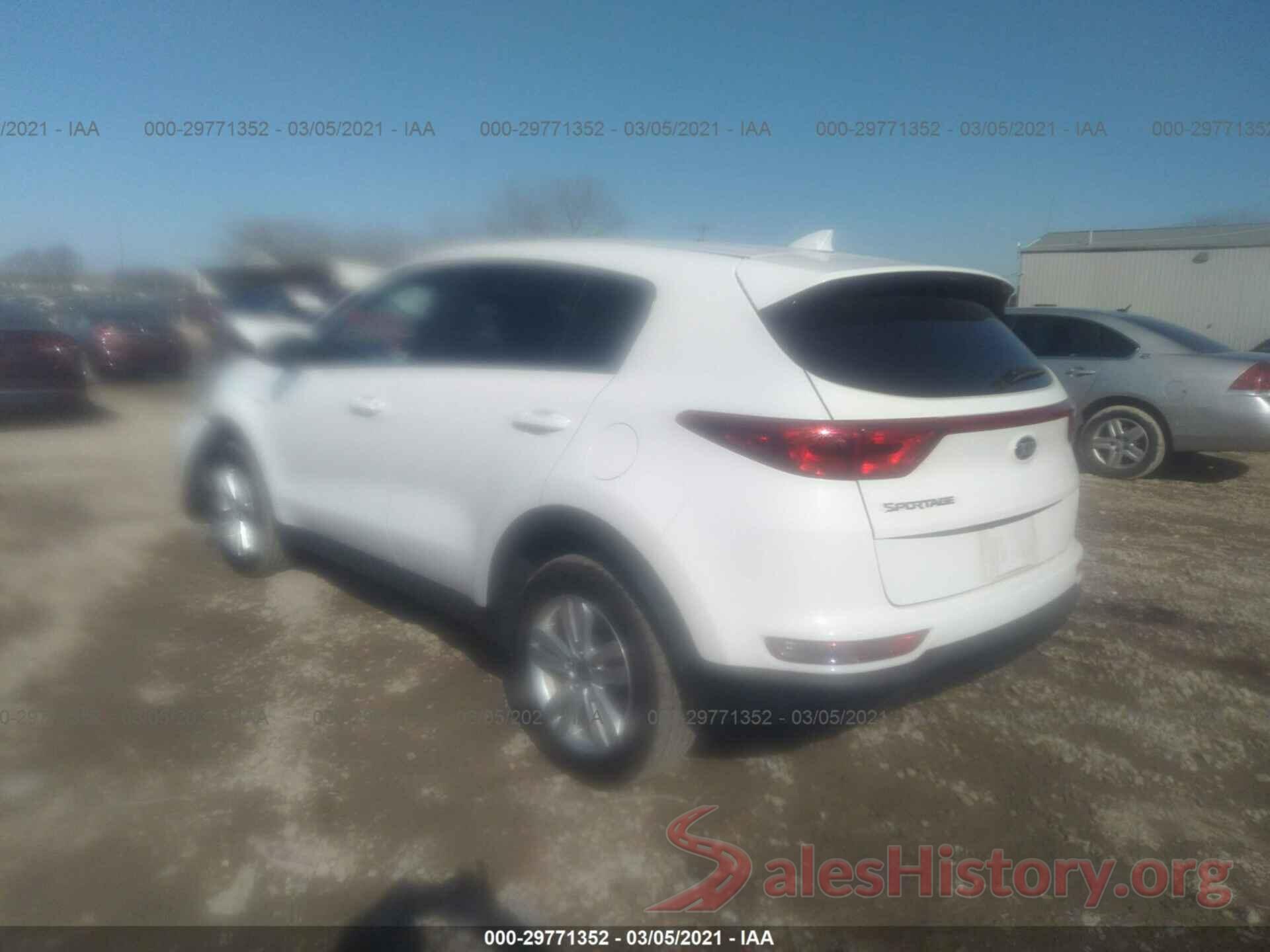 KNDPMCAC8K7595185 2019 KIA SPORTAGE