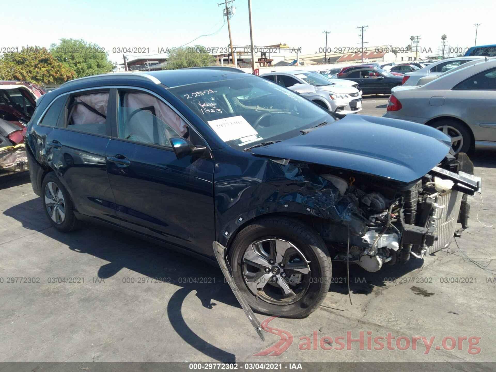 KNDCB3LC5H5101323 2017 KIA NIRO