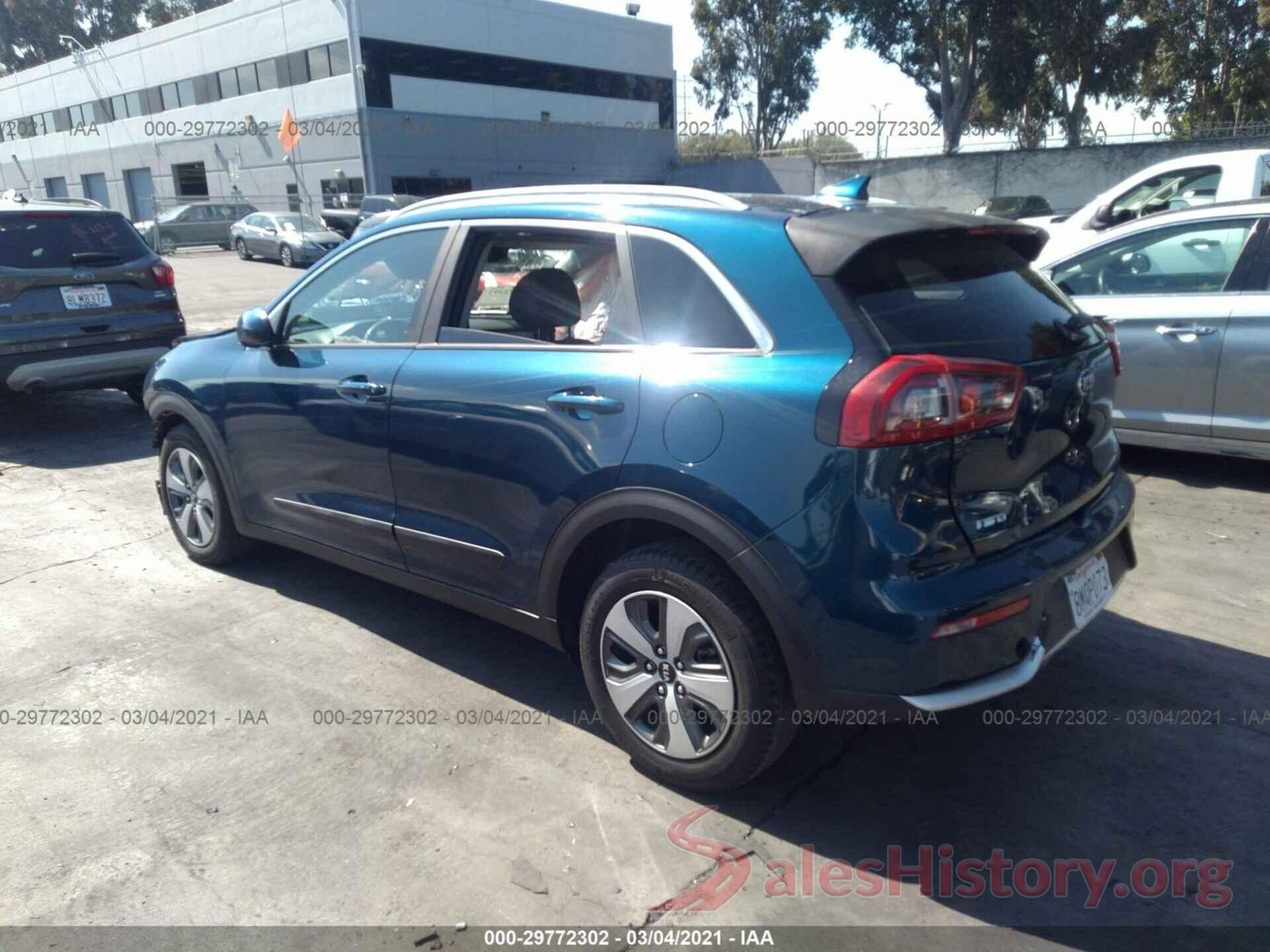 KNDCB3LC5H5101323 2017 KIA NIRO