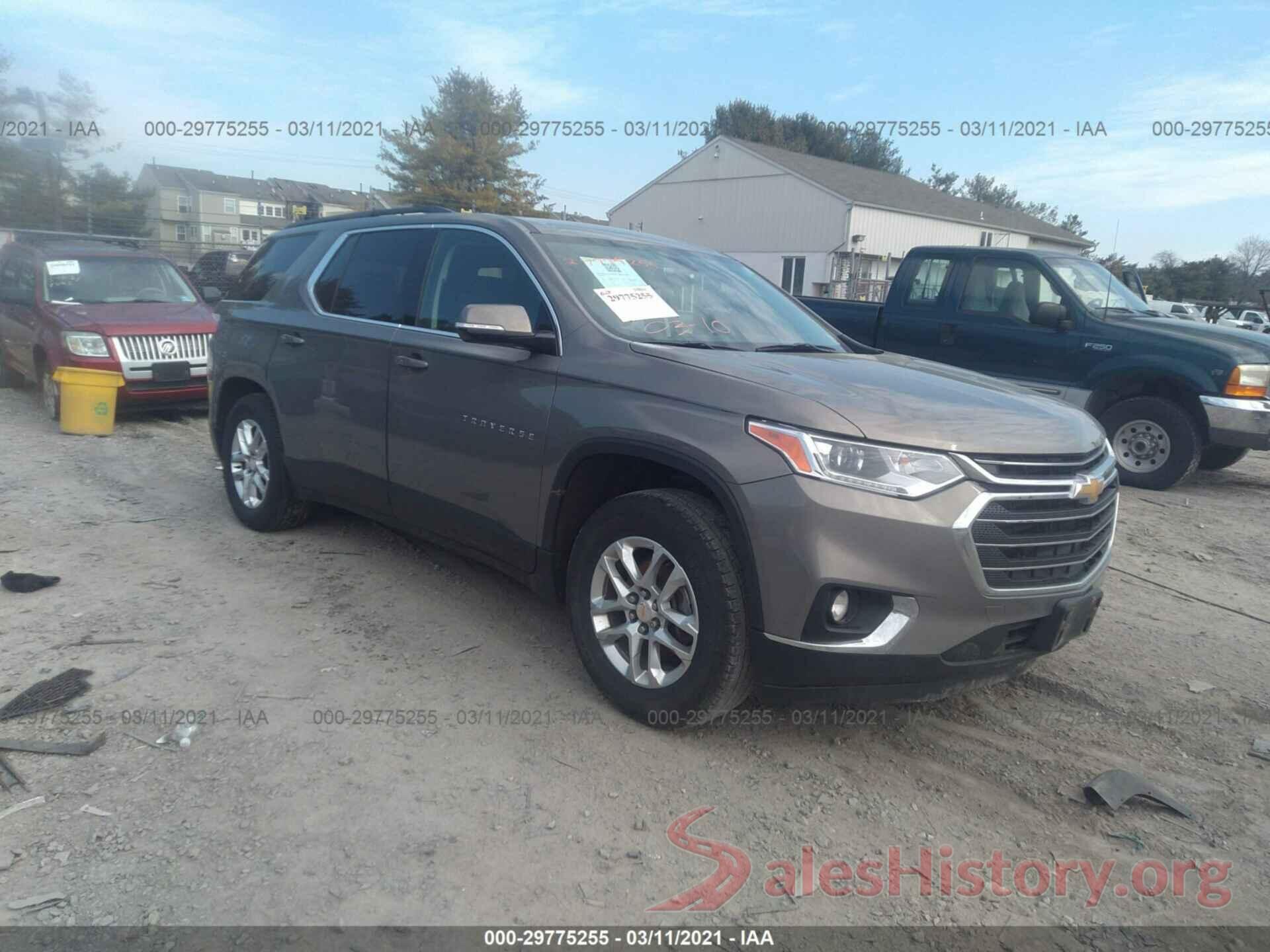 1GNERGKW3KJ174736 2019 CHEVROLET TRAVERSE