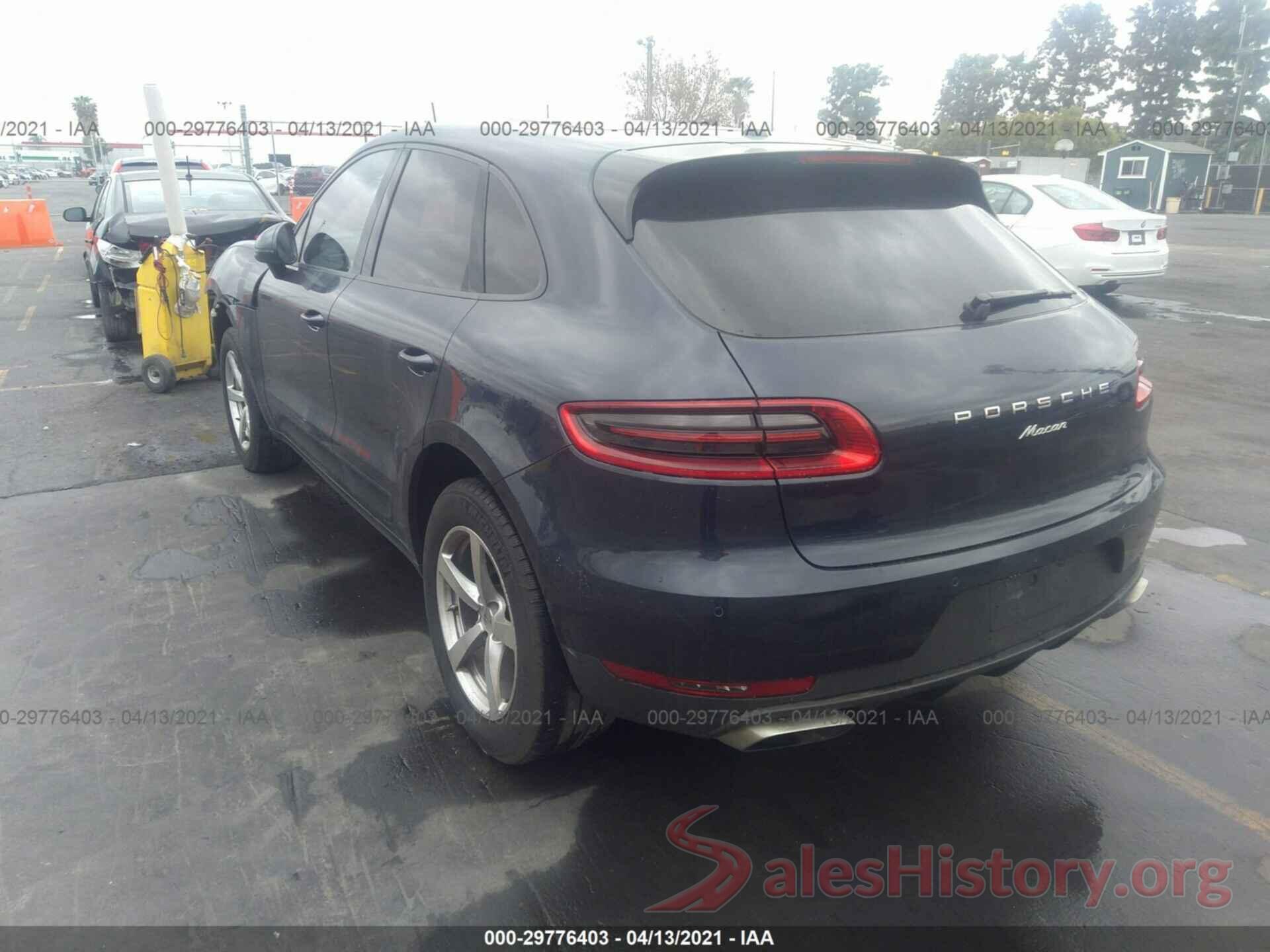 WP1AA2A59JLB03391 2018 PORSCHE MACAN