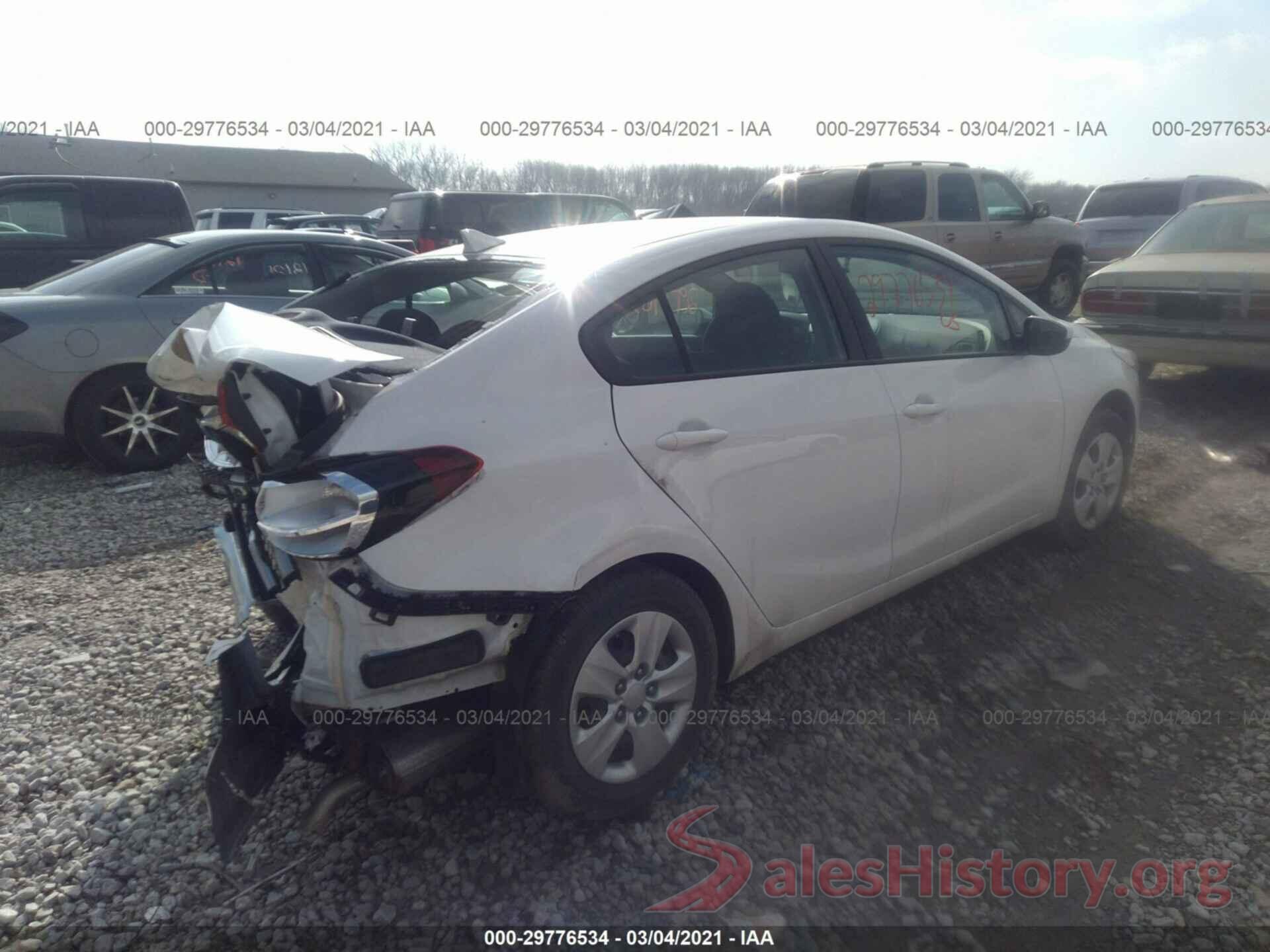 3KPFK4A75JE168426 2018 KIA FORTE