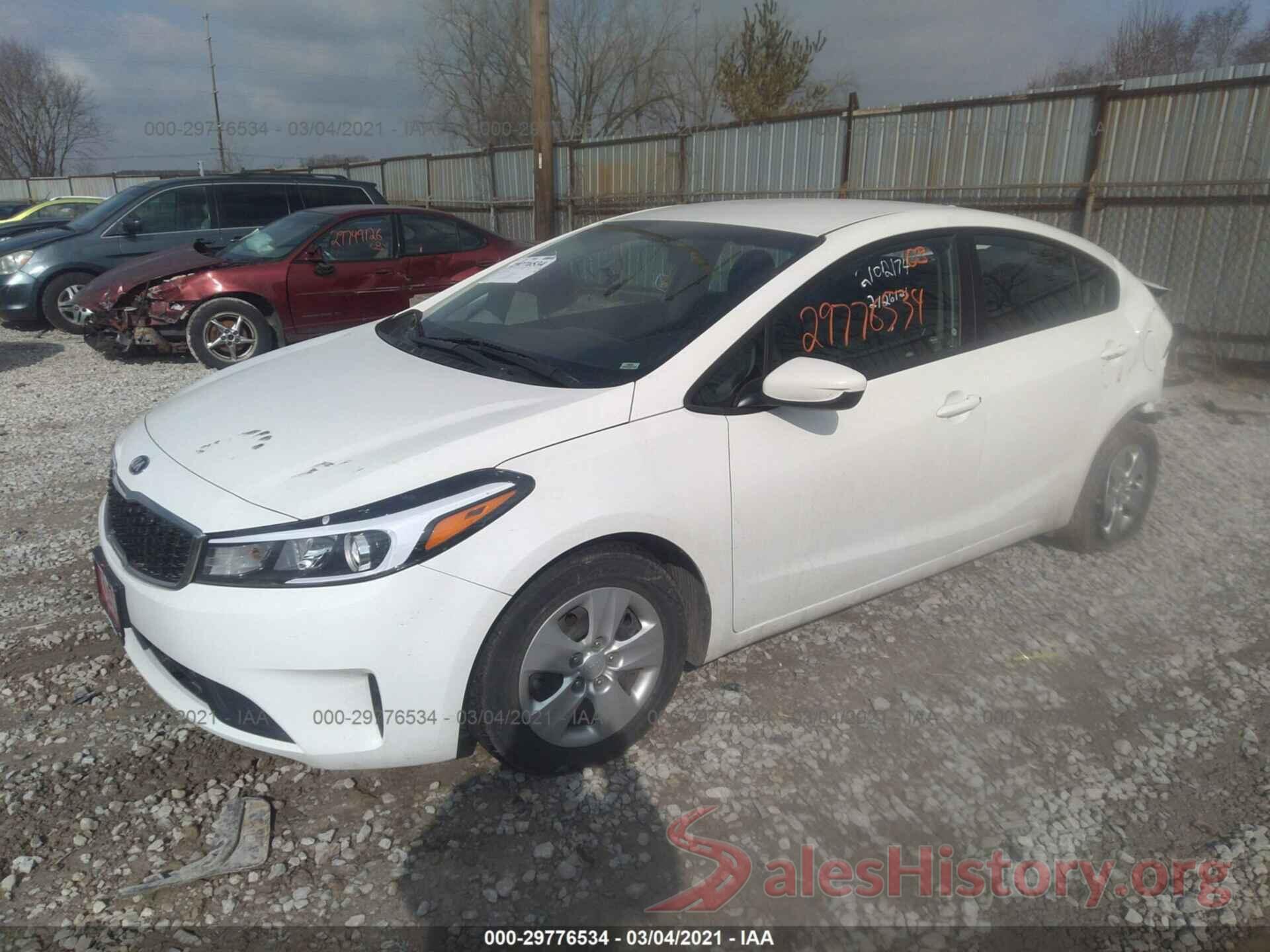 3KPFK4A75JE168426 2018 KIA FORTE