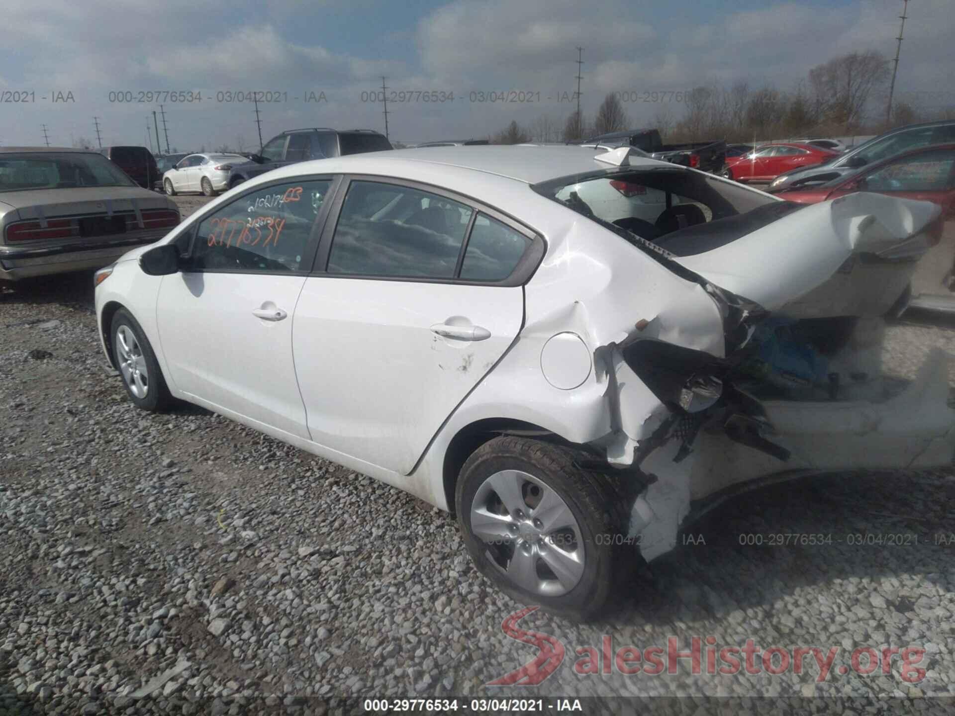 3KPFK4A75JE168426 2018 KIA FORTE