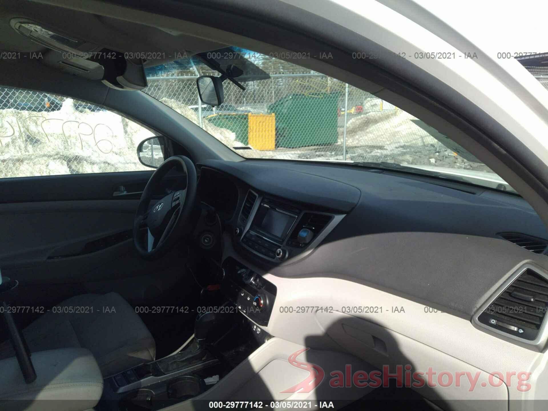 KM8J3CA45GU143717 2016 HYUNDAI TUCSON