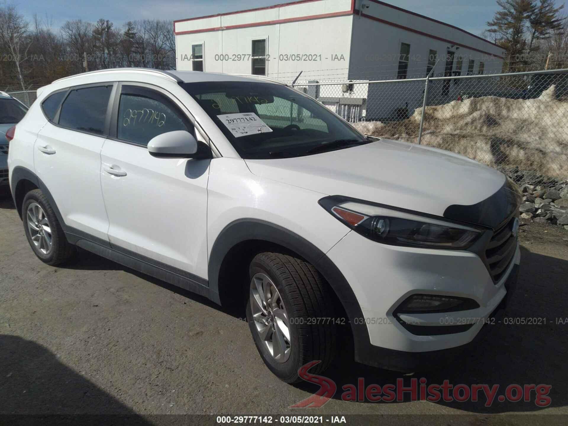 KM8J3CA45GU143717 2016 HYUNDAI TUCSON