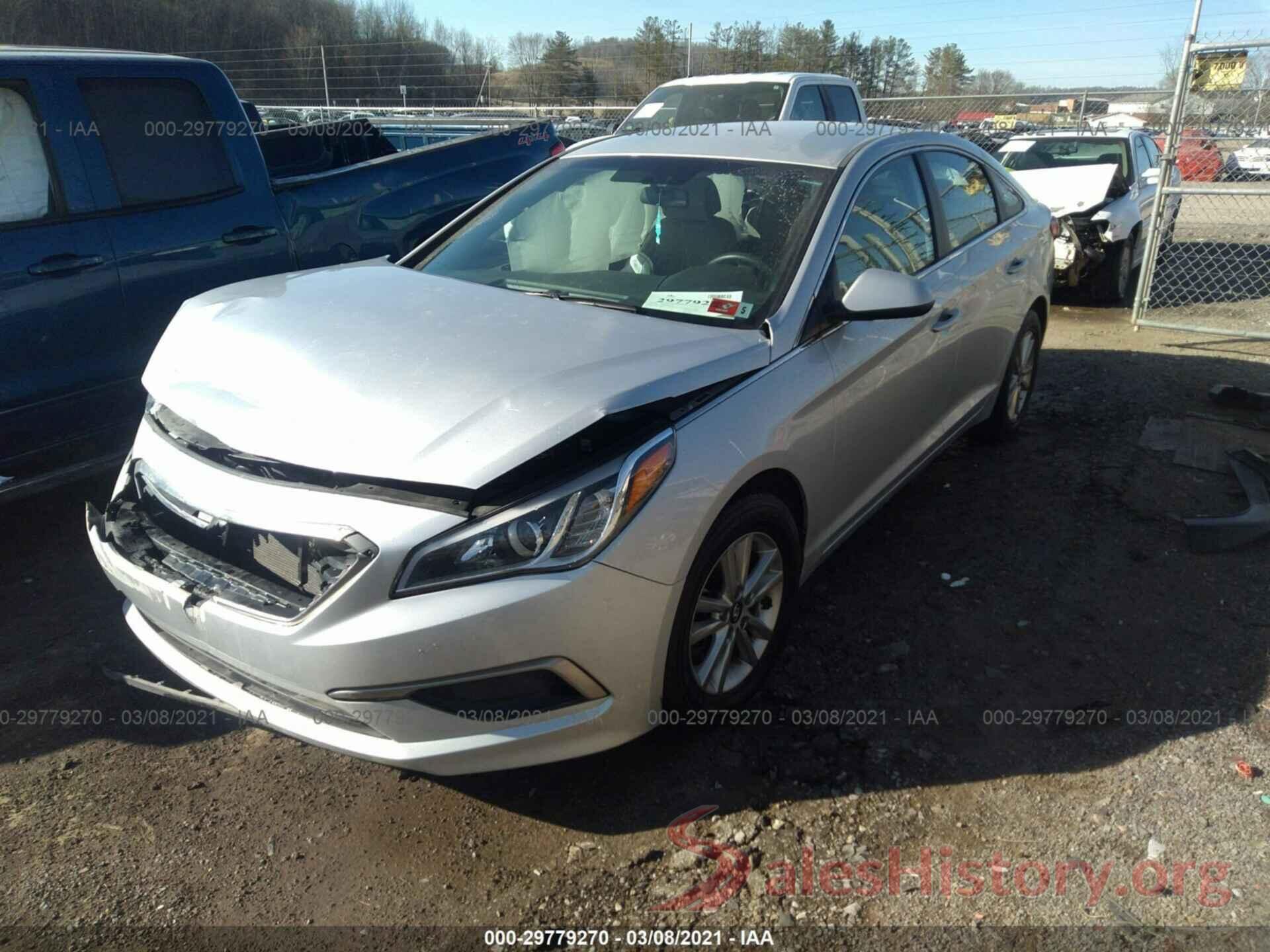 5NPE24AF8HH592028 2017 HYUNDAI SONATA