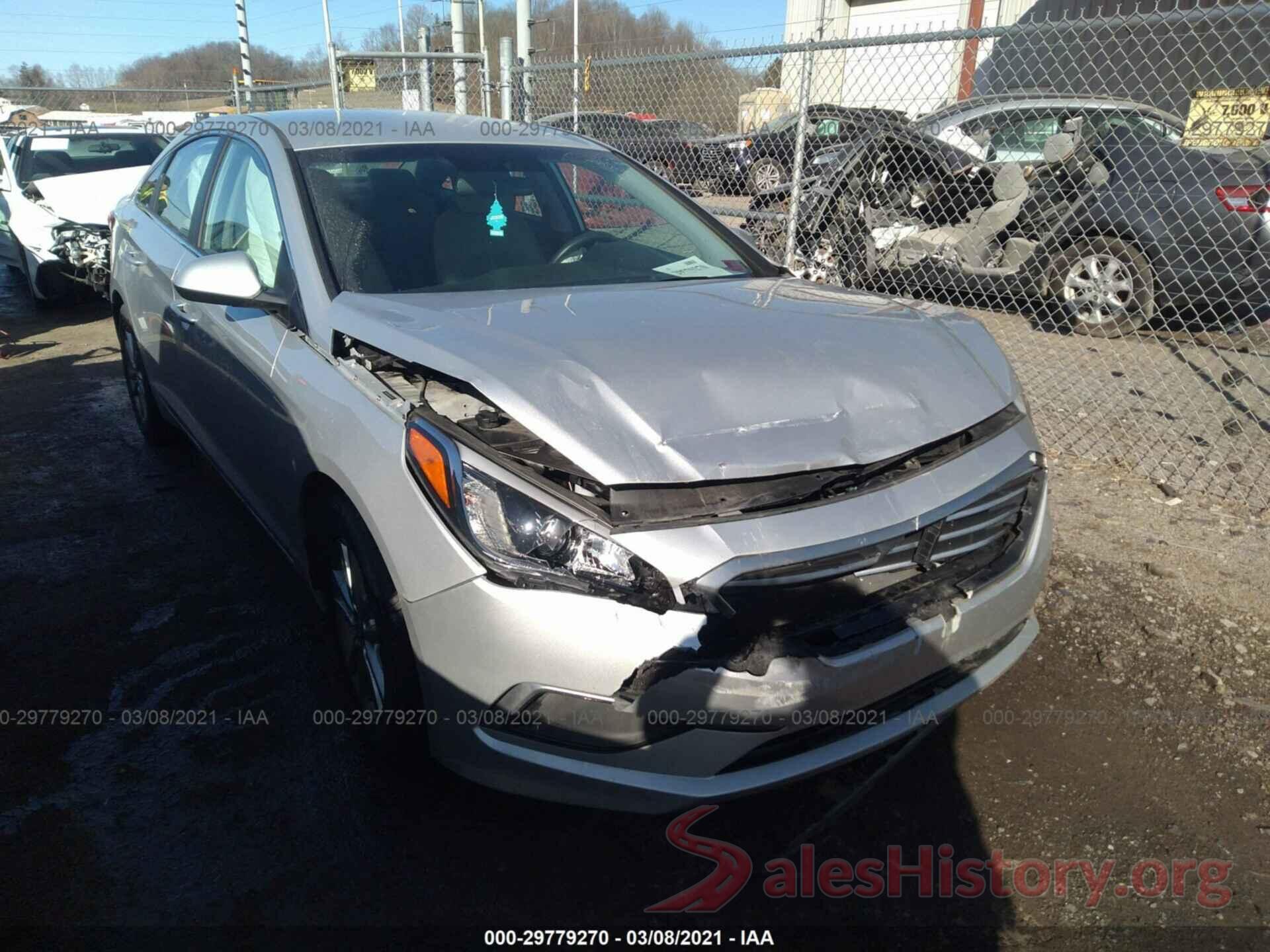 5NPE24AF8HH592028 2017 HYUNDAI SONATA