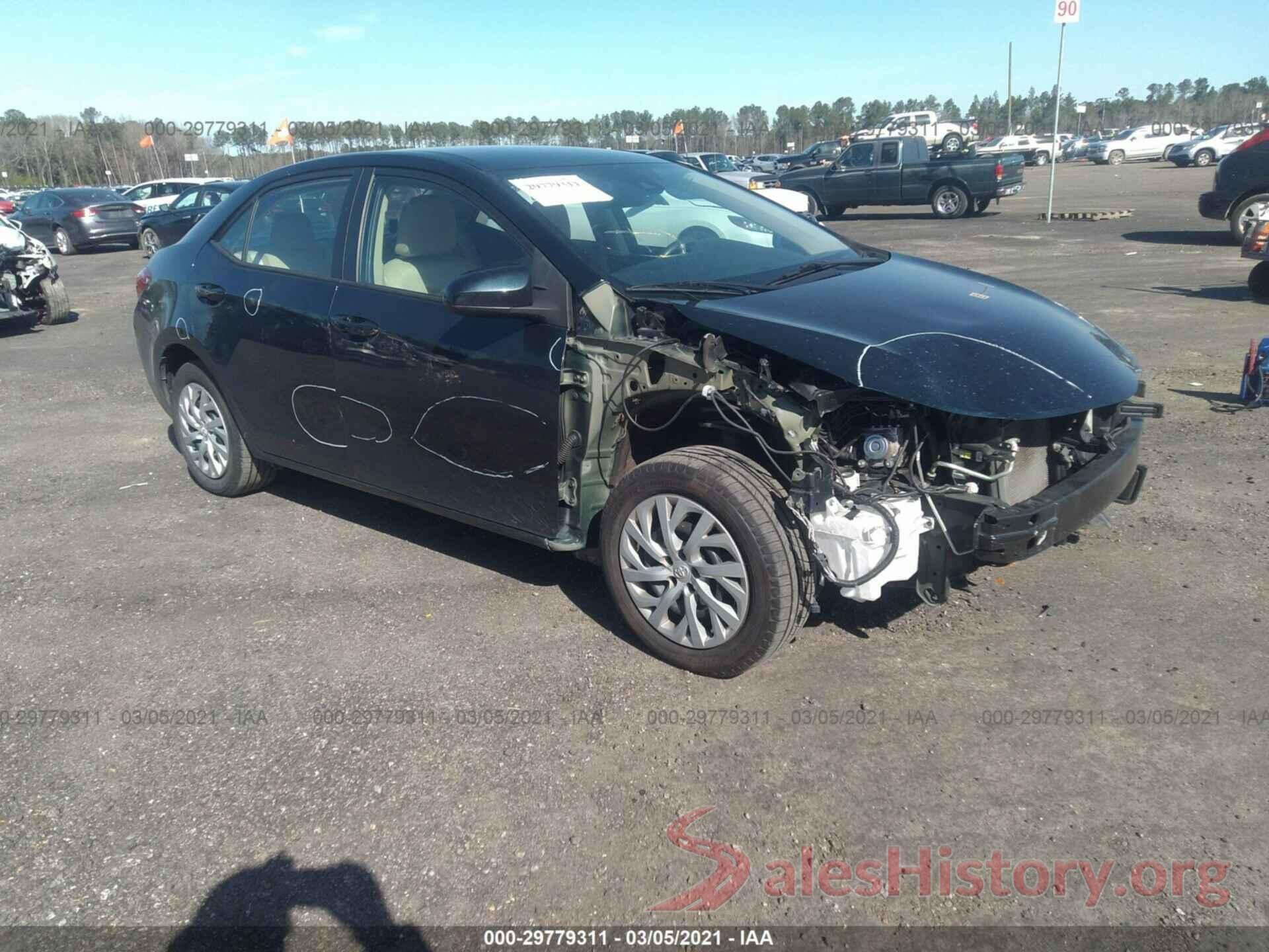 5YFBURHEXJP775267 2018 TOYOTA COROLLA