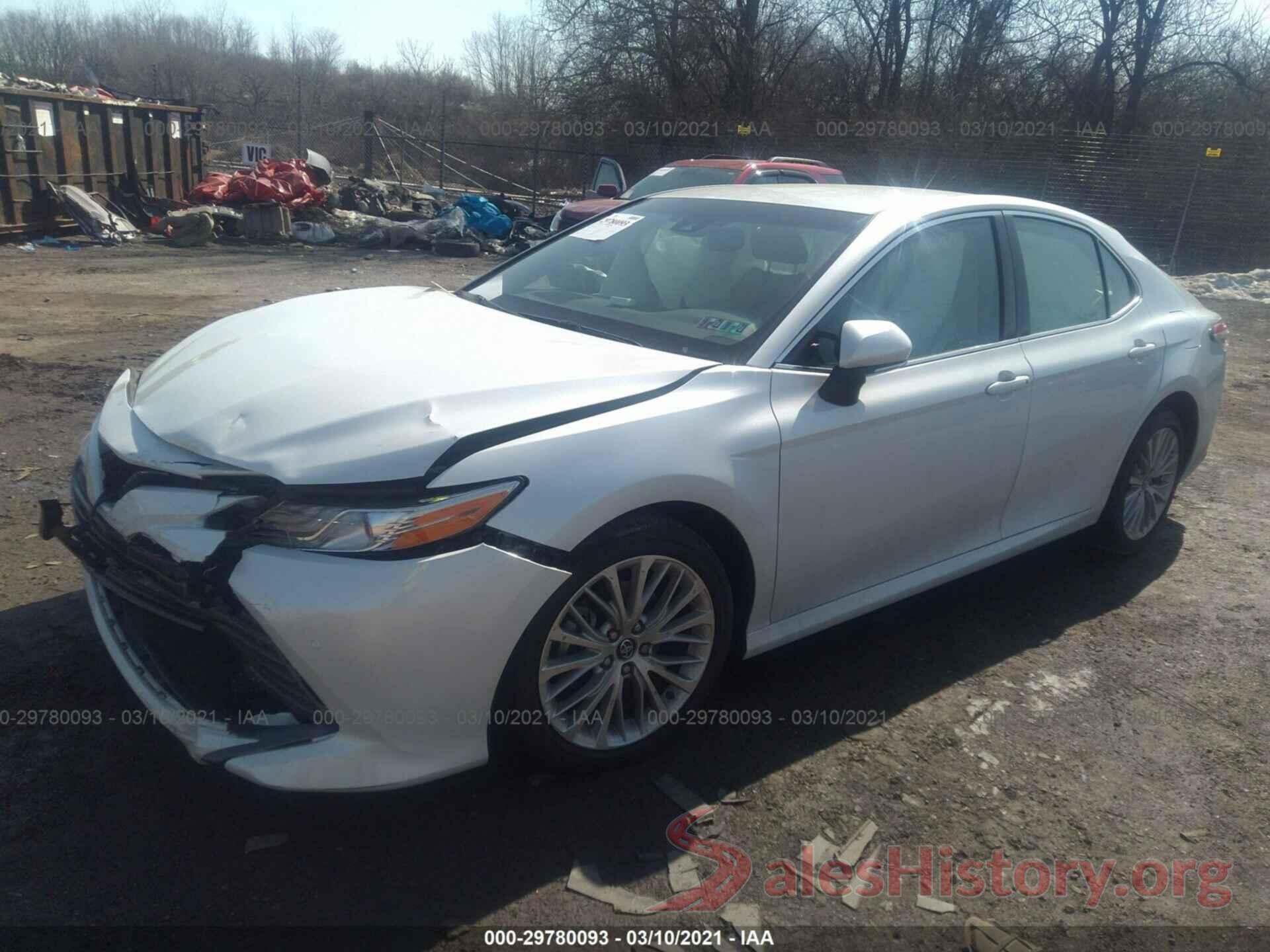 4T1B11HK2JU083809 2018 TOYOTA CAMRY