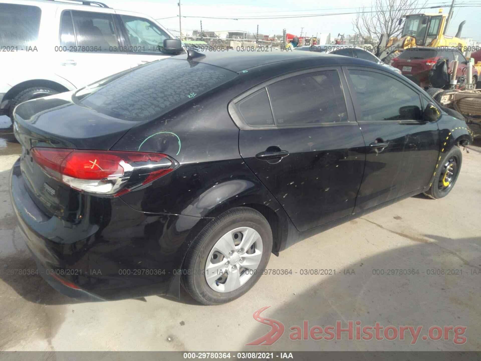 3KPFK4A77JE177483 2018 KIA FORTE