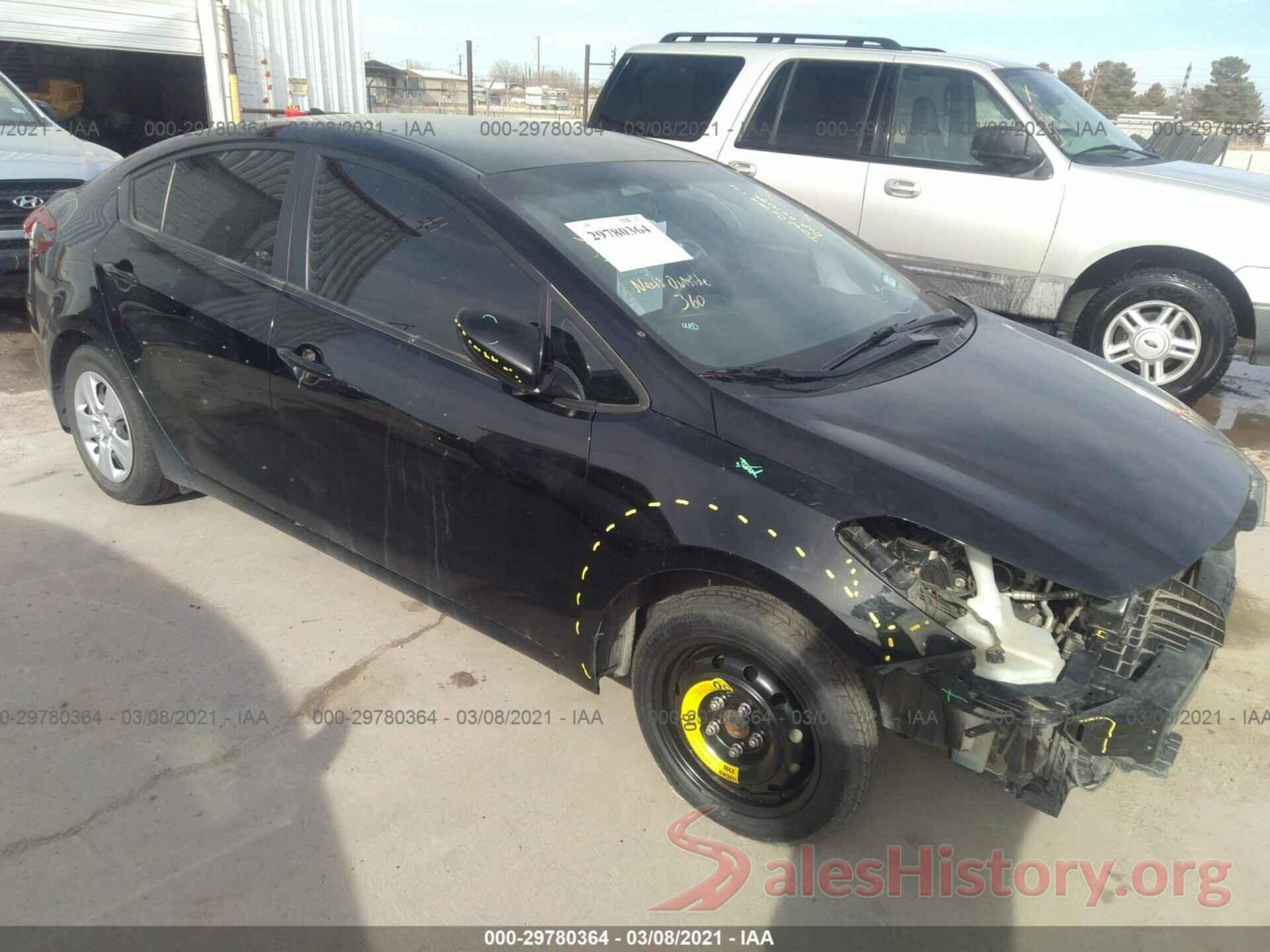 3KPFK4A77JE177483 2018 KIA FORTE