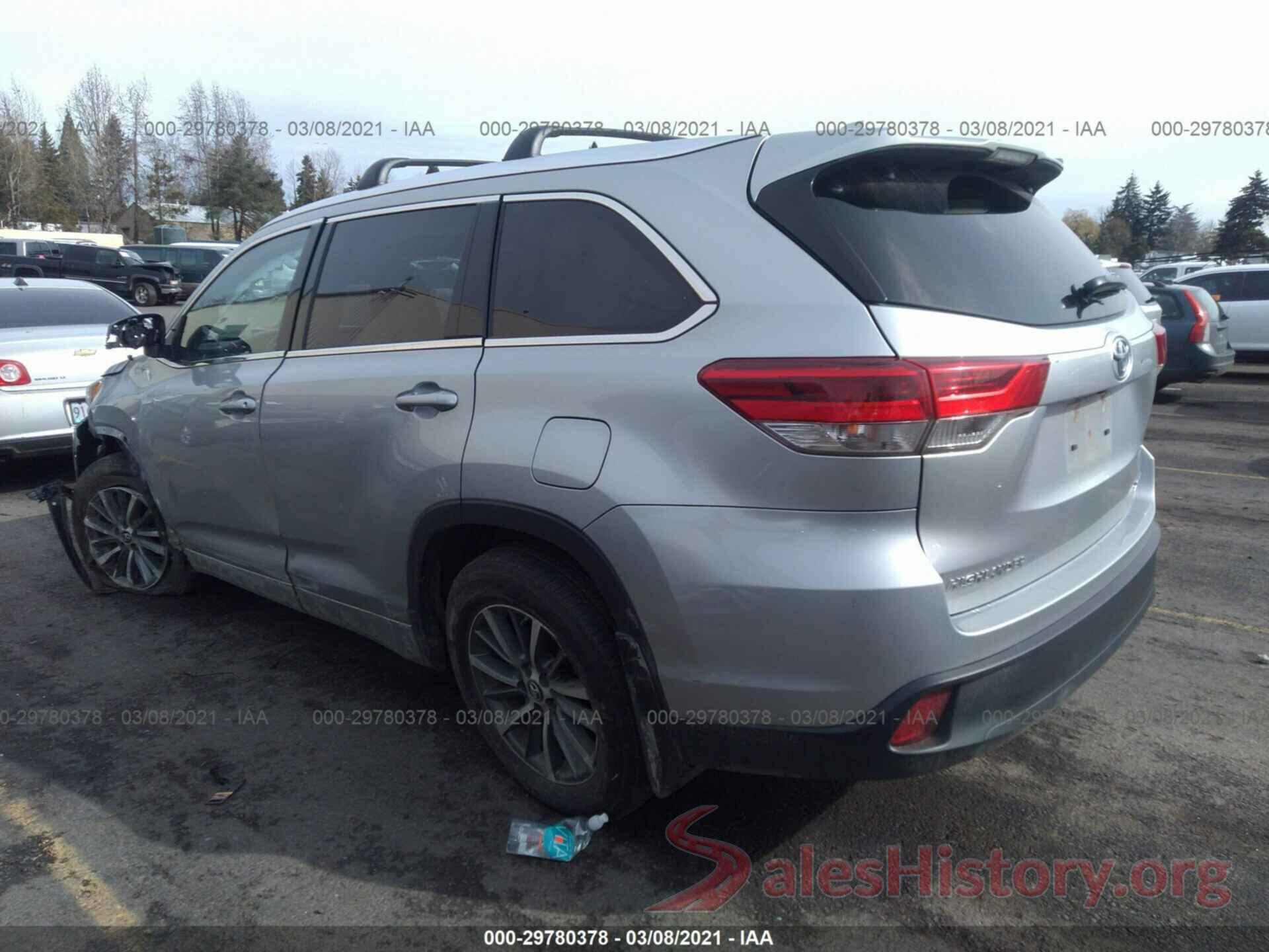 5TDJZRFH3JS560508 2018 TOYOTA HIGHLANDER