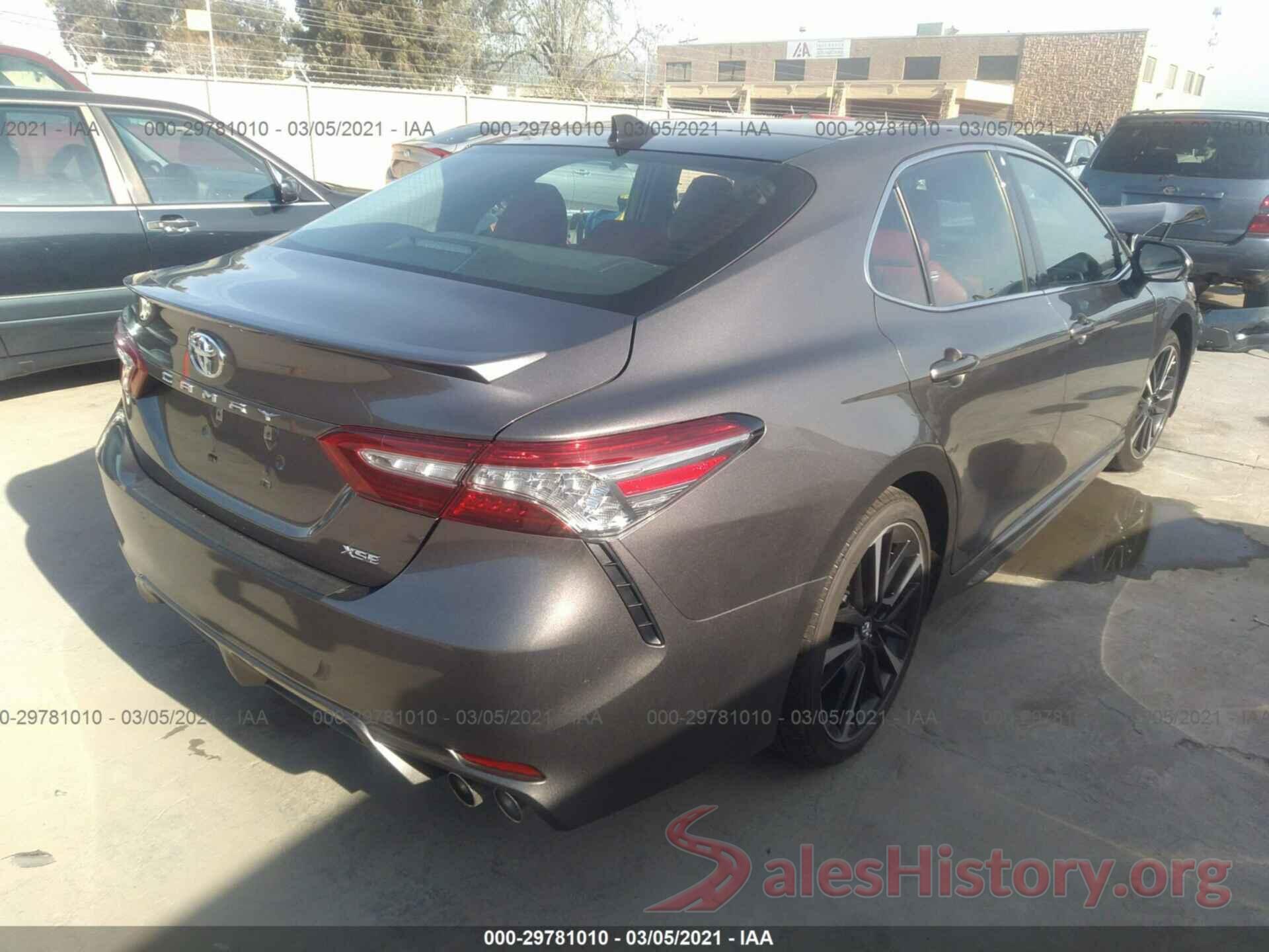 4T1B61HKXJU112667 2018 TOYOTA CAMRY