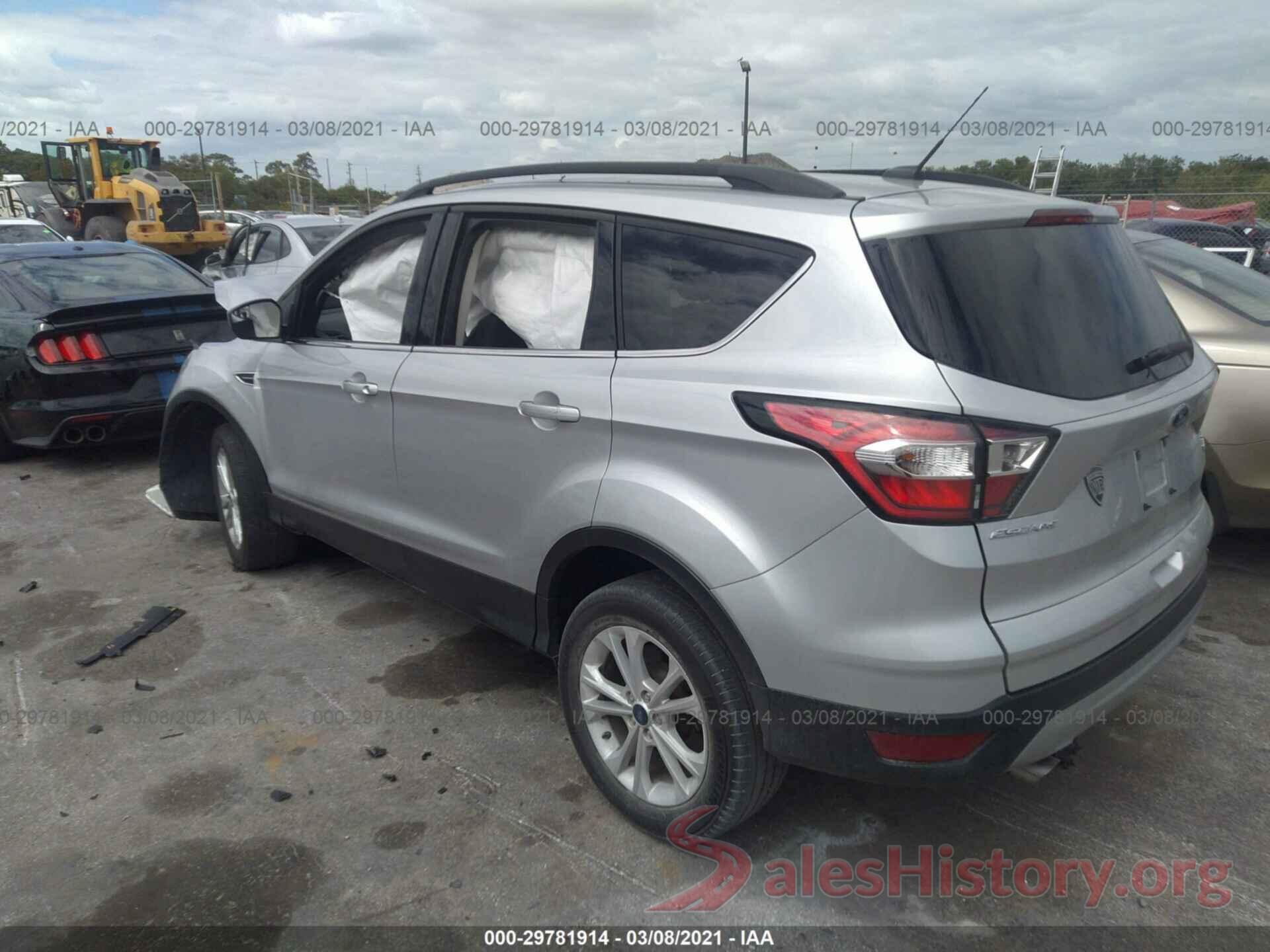 1FMCU0GD4JUC61129 2018 FORD ESCAPE