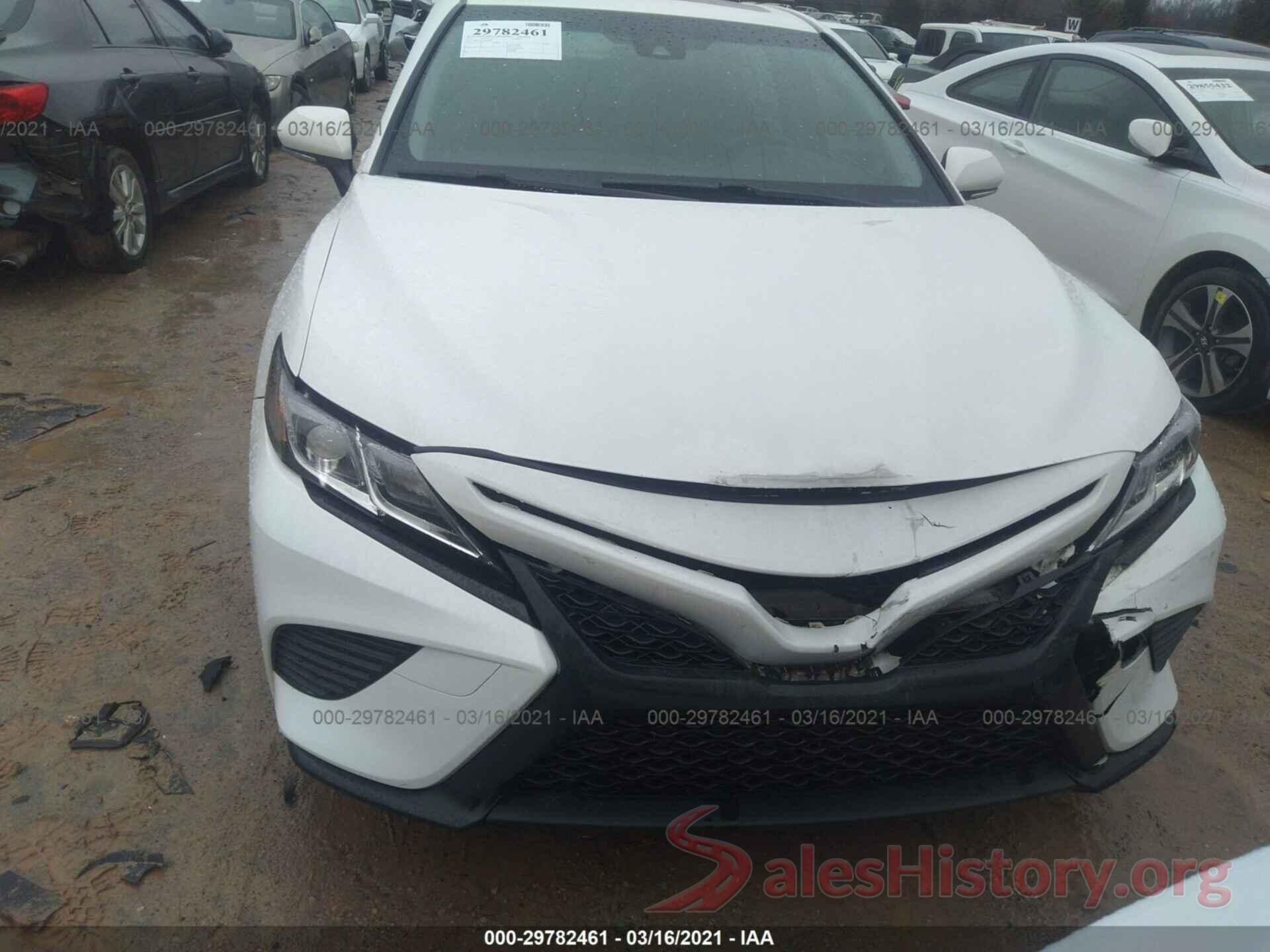 JTNB11HK3J3000796 2018 TOYOTA CAMRY