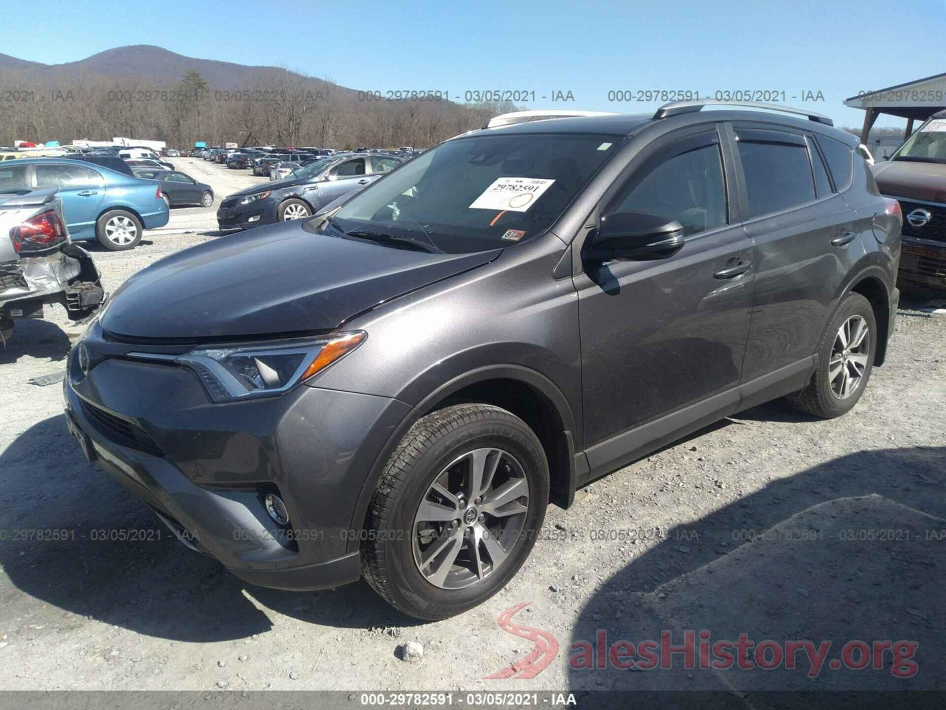 JTMRFREV3HJ130925 2017 TOYOTA RAV4