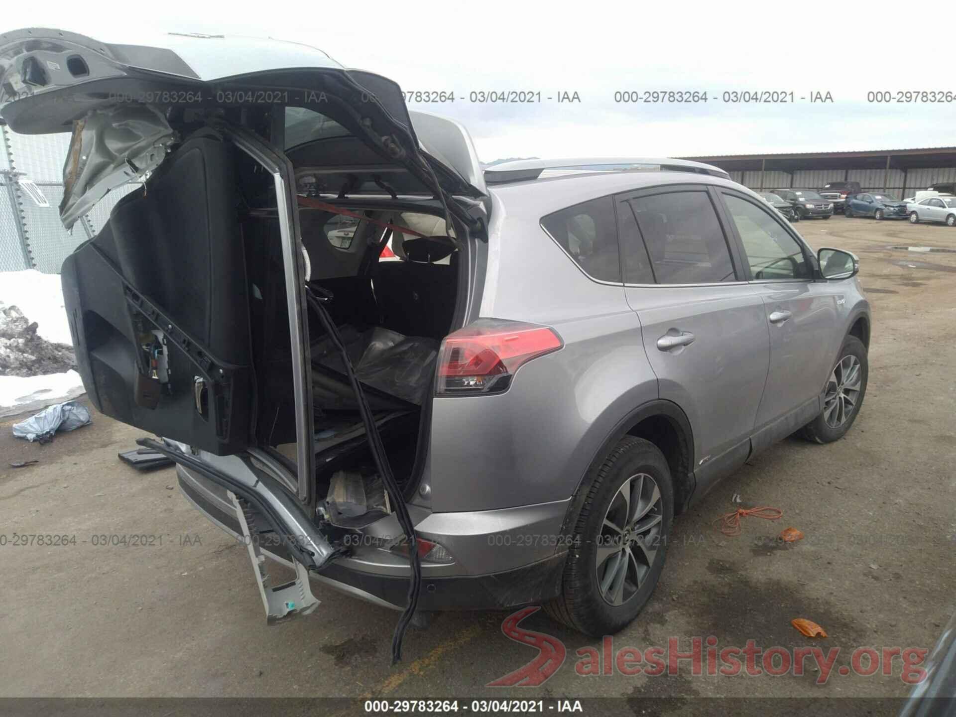 JTMRJREV2JD167676 2018 TOYOTA RAV4