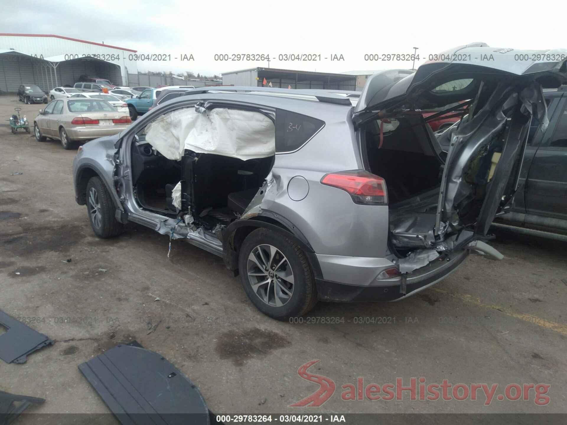 JTMRJREV2JD167676 2018 TOYOTA RAV4