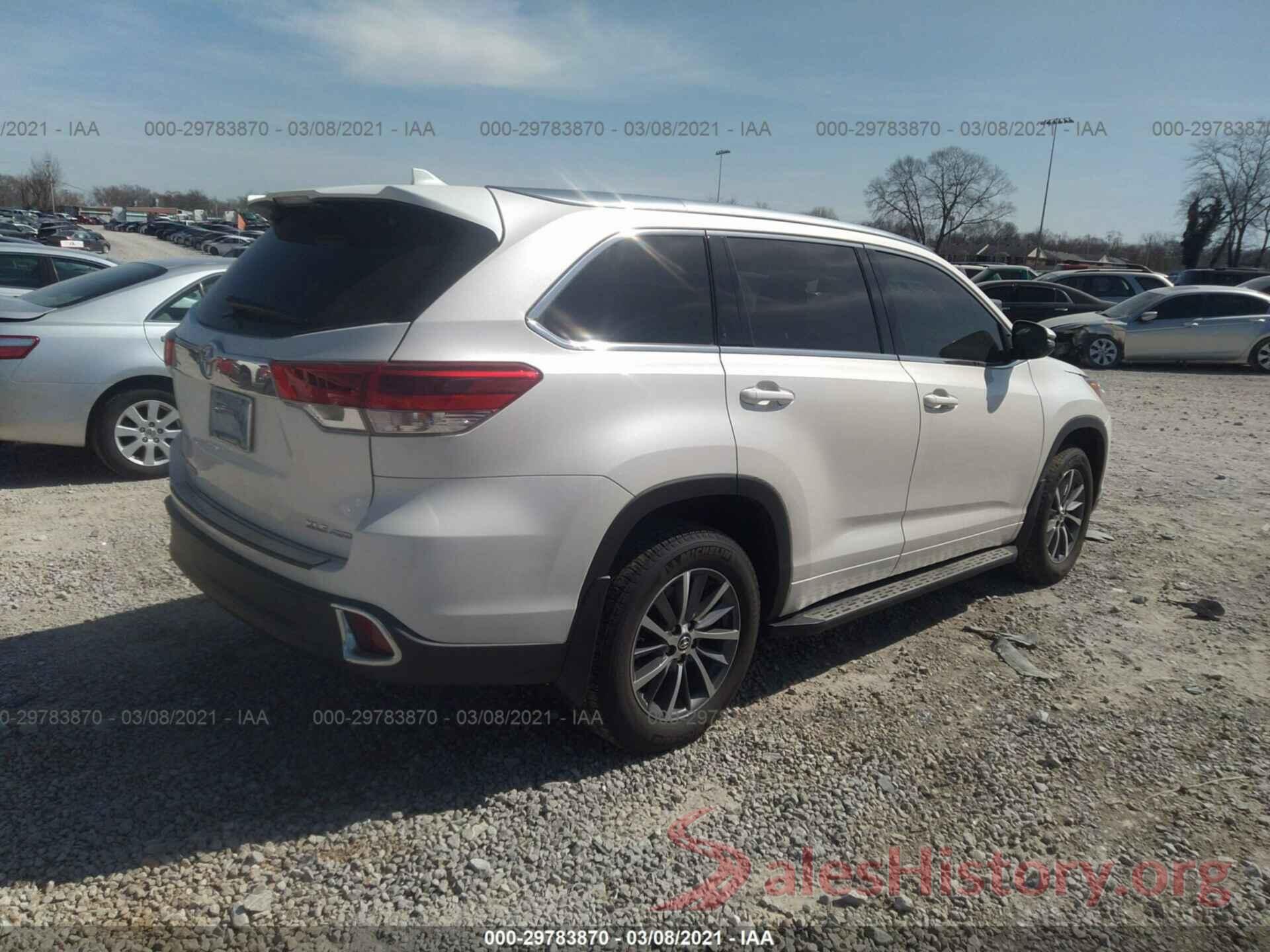 5TDJZRFH9JS556026 2018 TOYOTA HIGHLANDER