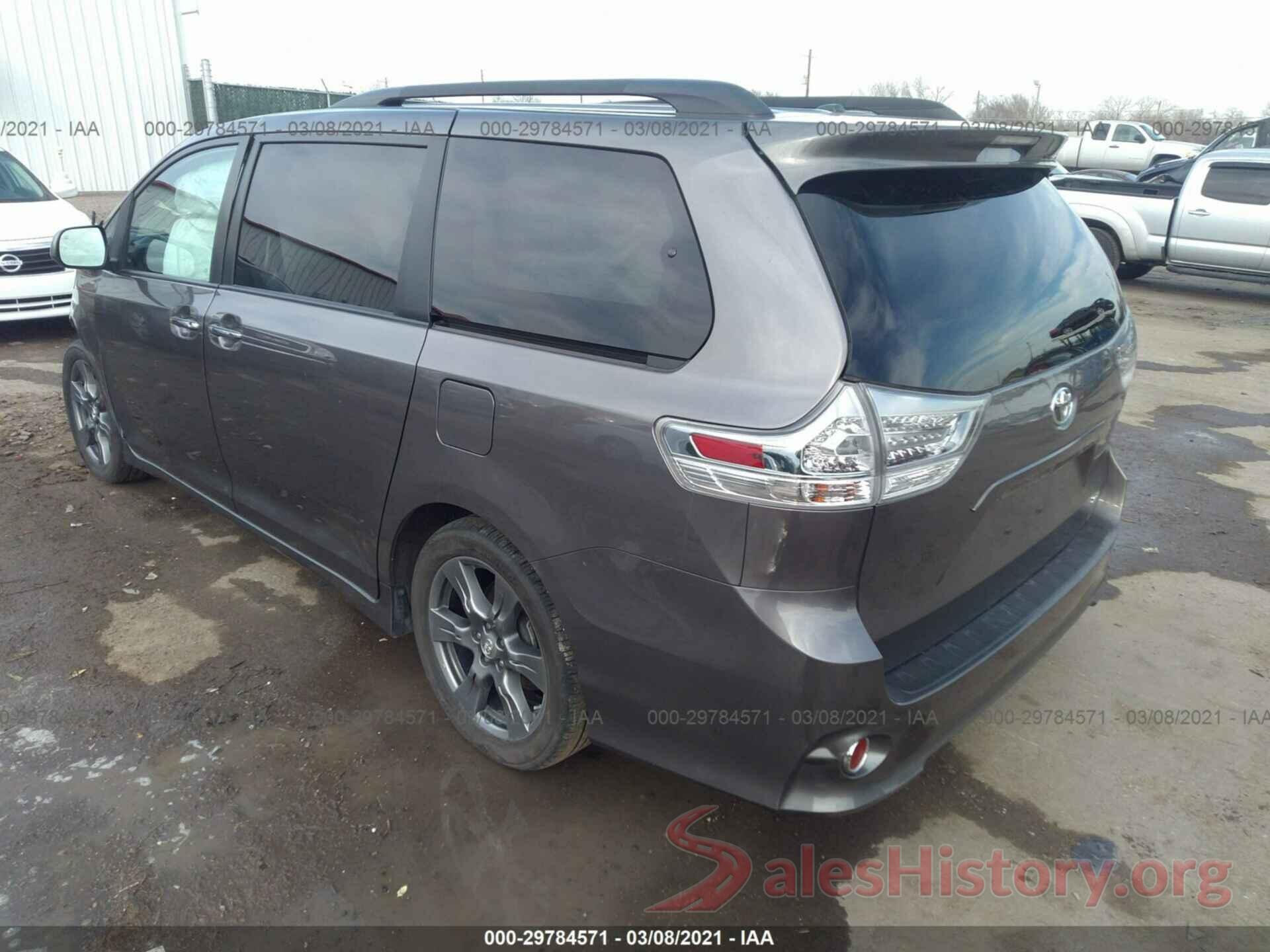 5TDXZ3DC0HS889353 2017 TOYOTA SIENNA