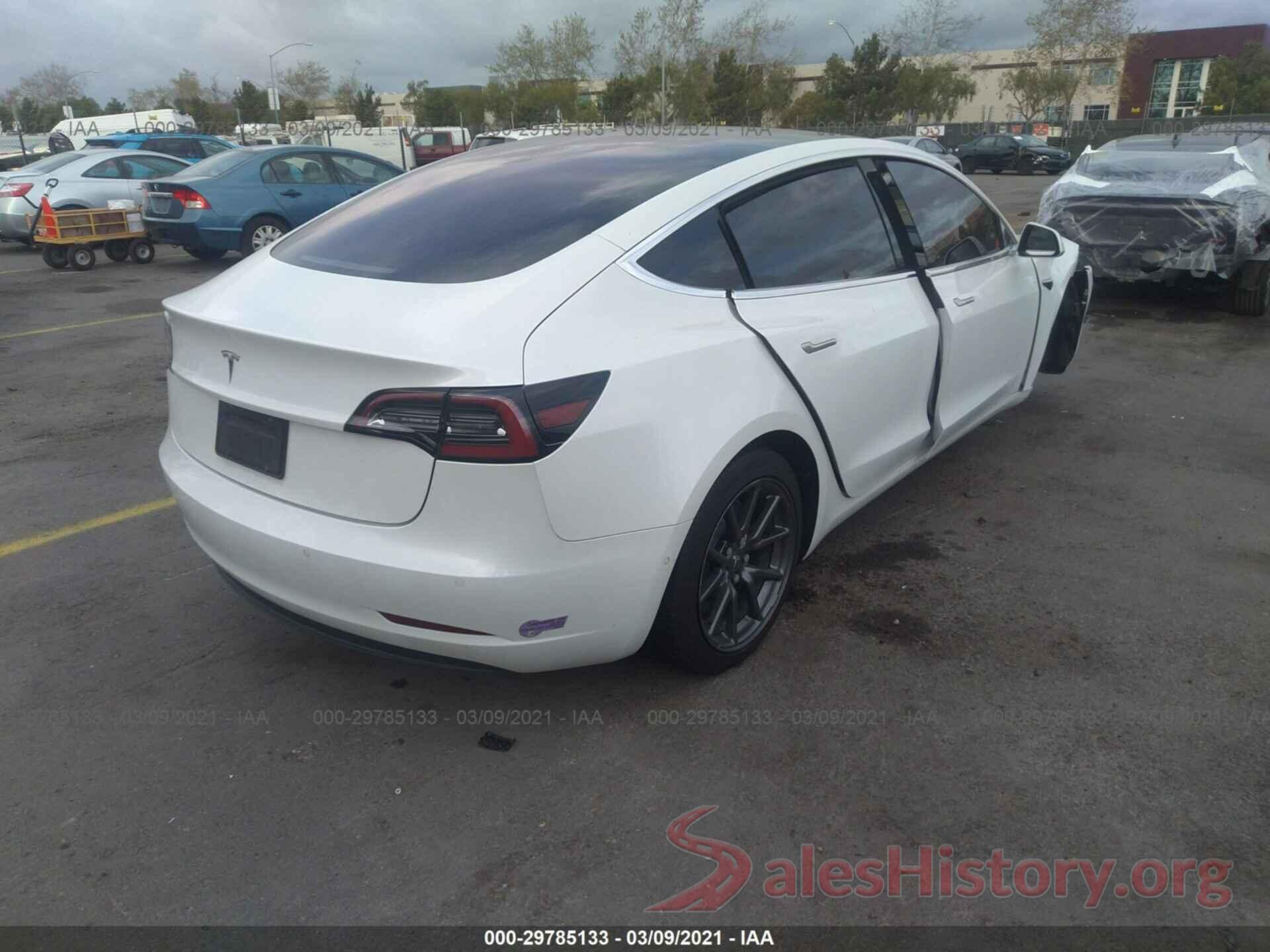 5YJ3E1EAXJF162095 2018 TESLA MODEL 3