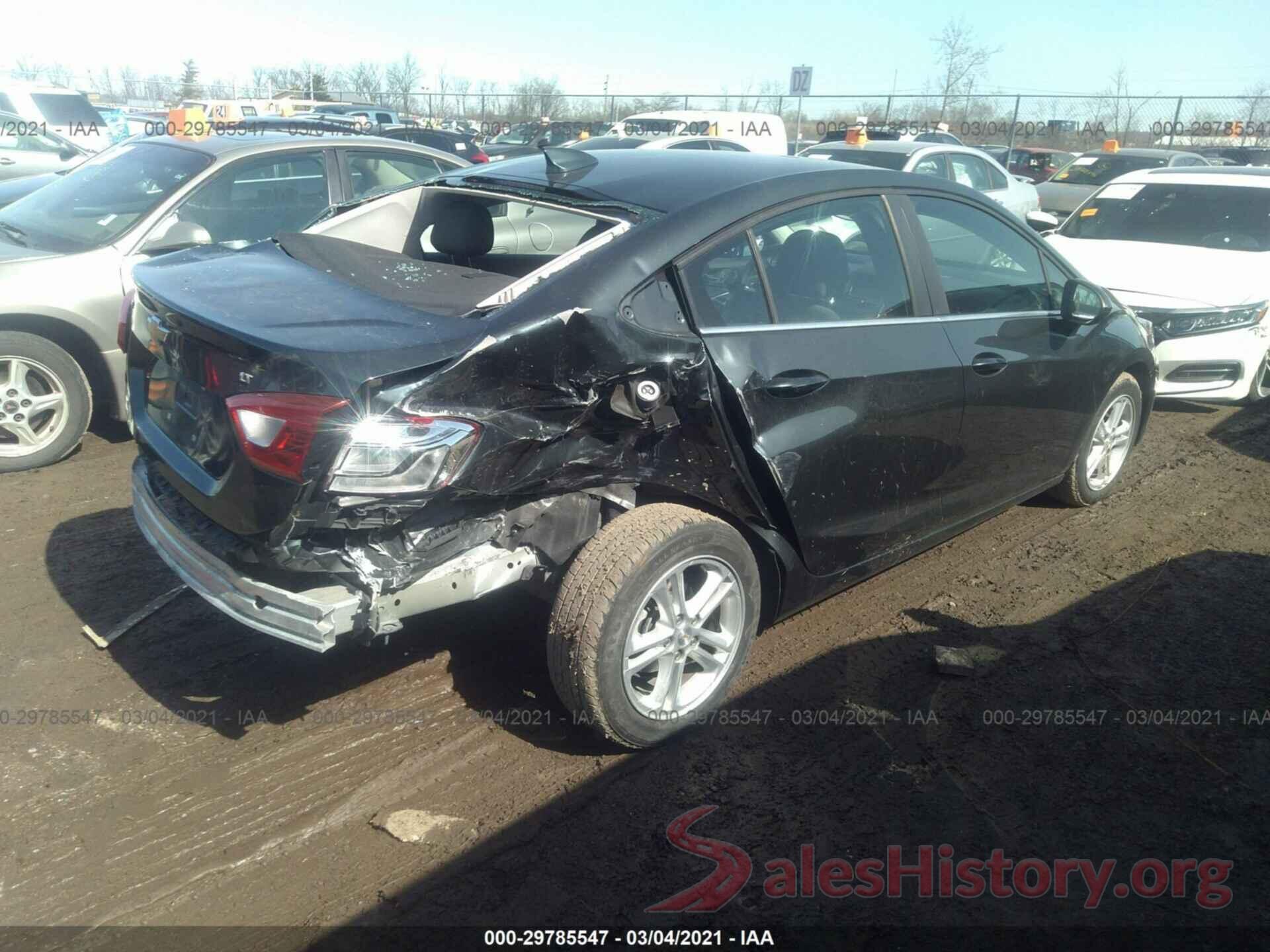 1G1BE5SM8J7162144 2018 CHEVROLET CRUZE