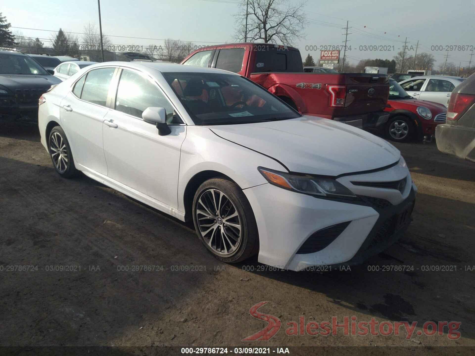 4T1B11HK2KU255029 2019 TOYOTA CAMRY