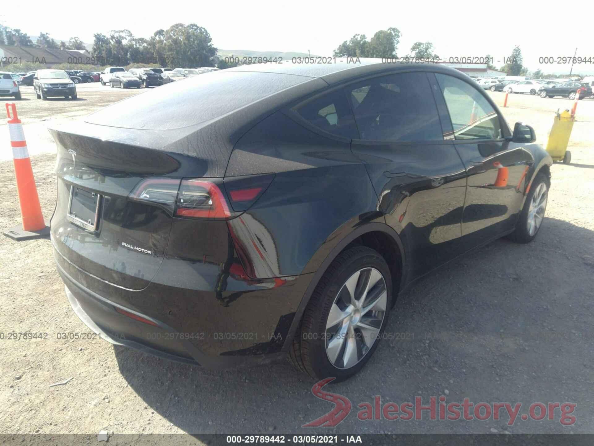 5YJYGDEE9MF093649 2021 TESLA MODEL Y