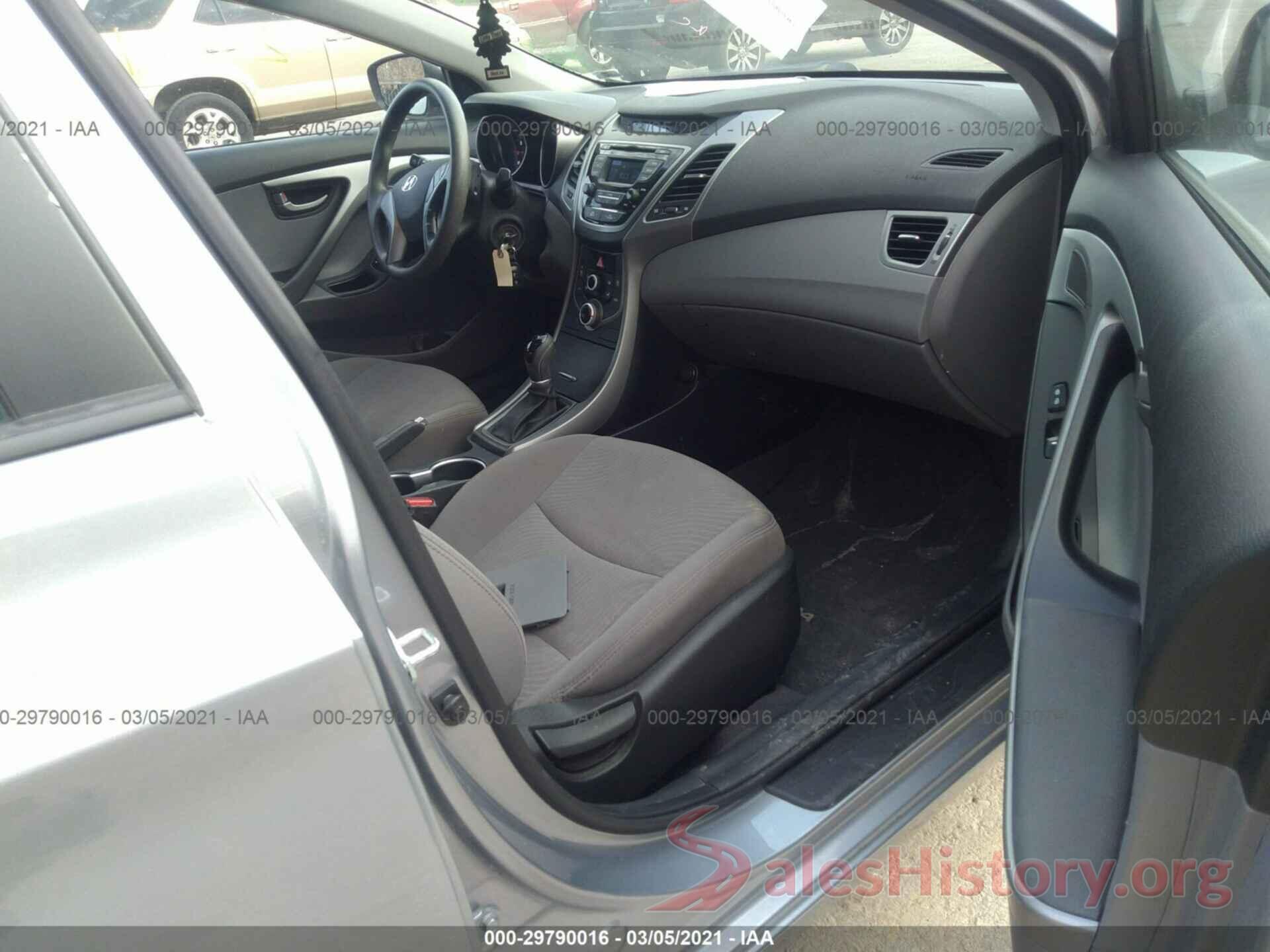 5NPDH4AE5GH720239 2016 HYUNDAI ELANTRA