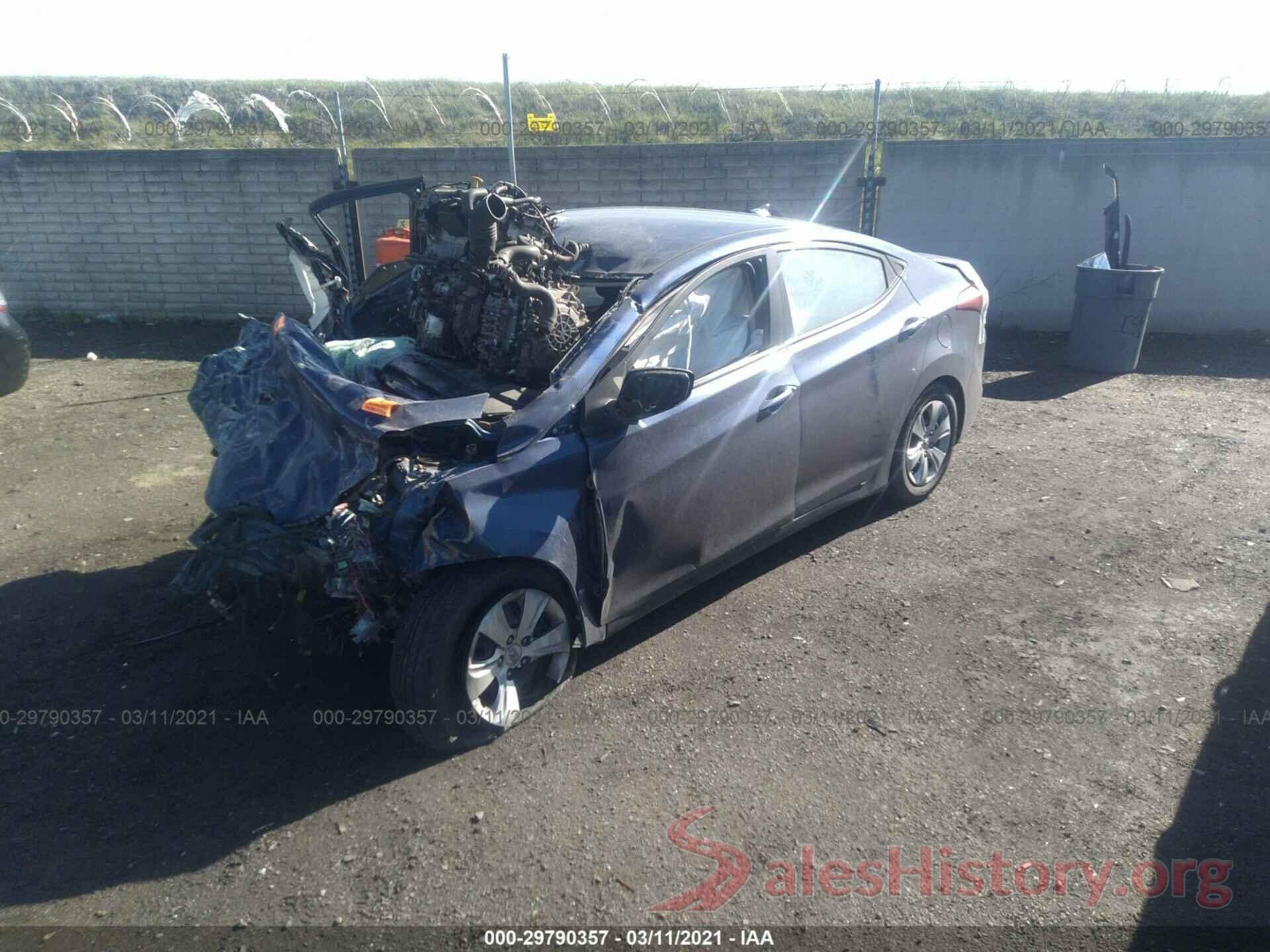 5NPDH4AE2GH739864 2016 HYUNDAI ELANTRA