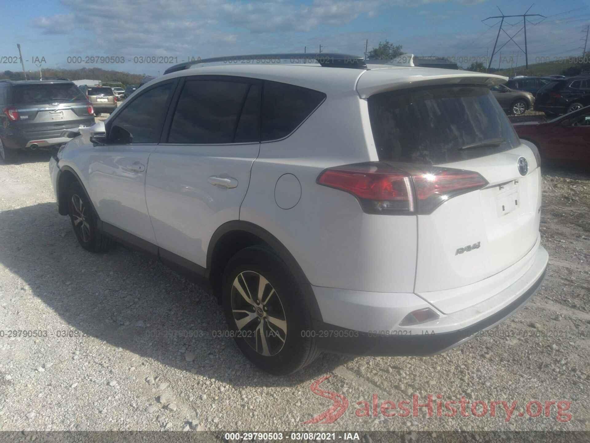 JTMWFREV6JD123202 2018 TOYOTA RAV4