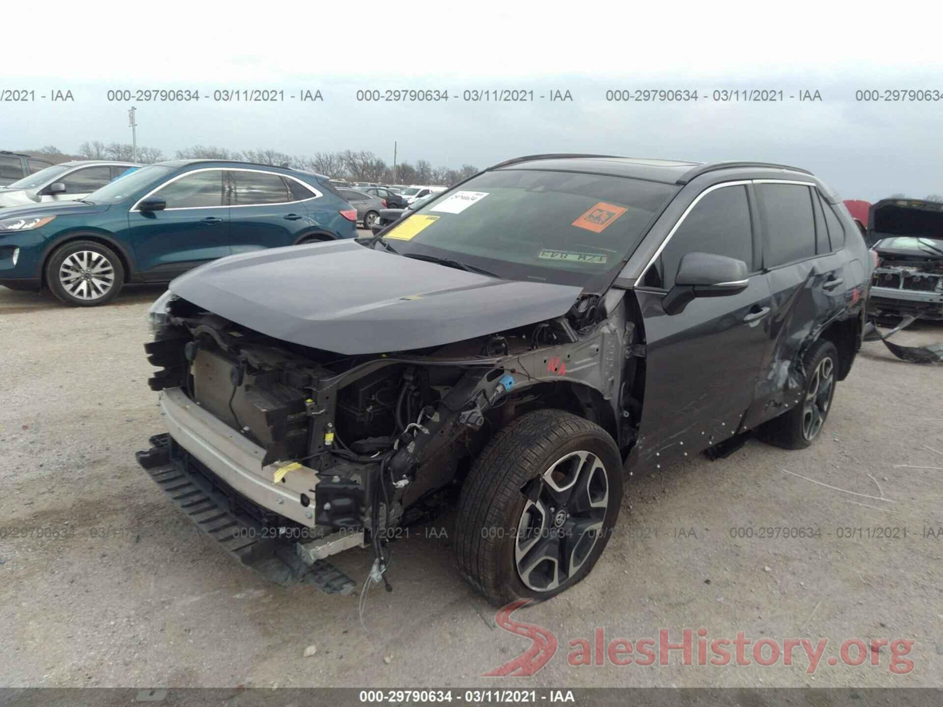 JTMJ1RFV4KJ022816 2019 TOYOTA RAV4