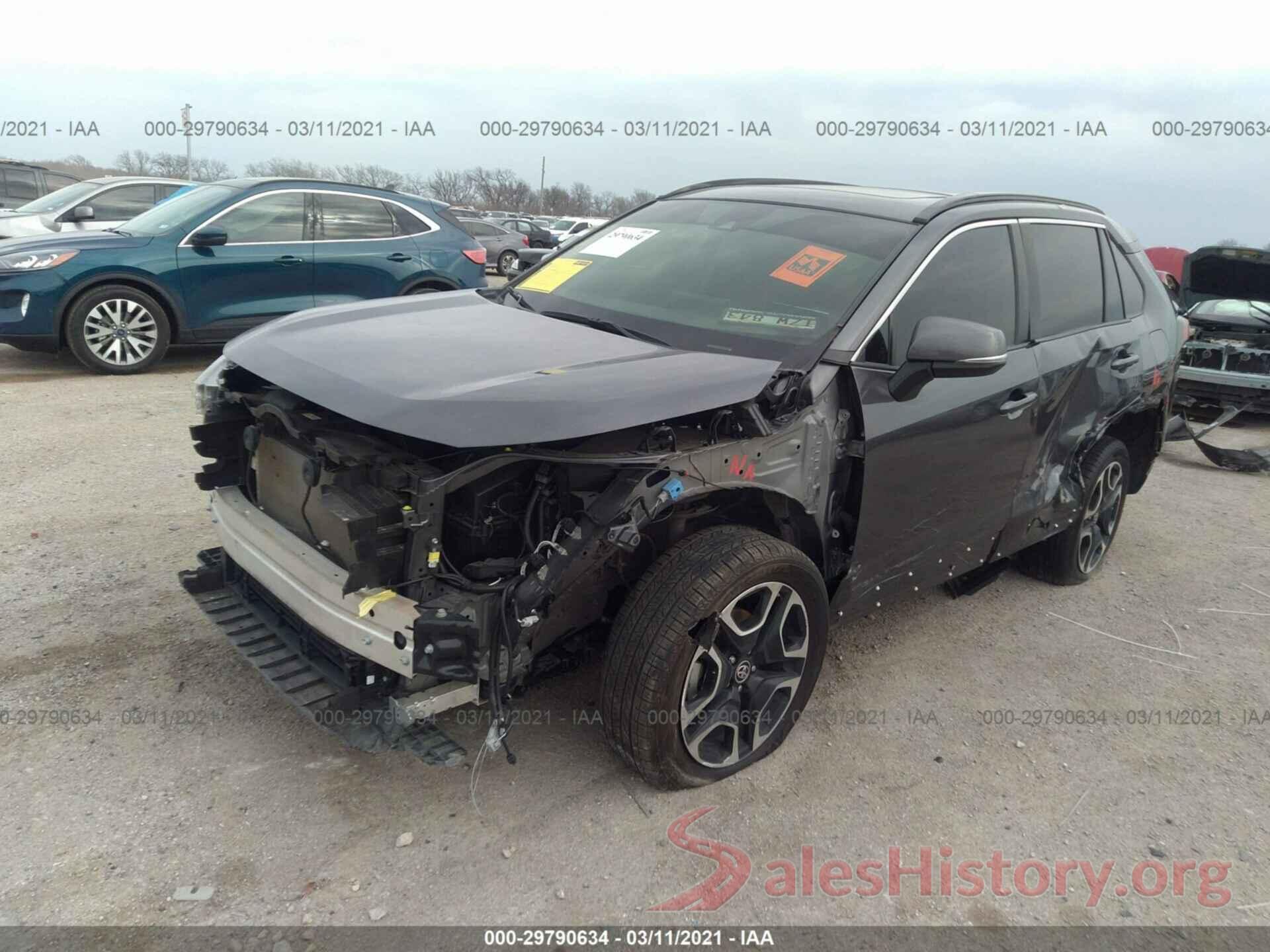 JTMJ1RFV4KJ022816 2019 TOYOTA RAV4